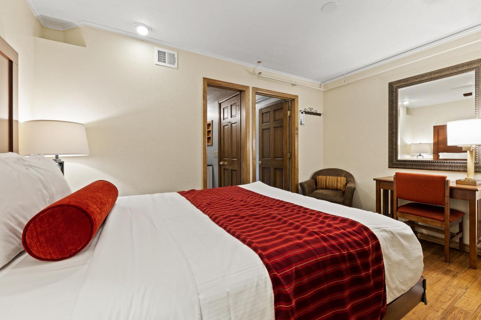 Three-Bedroom Suite