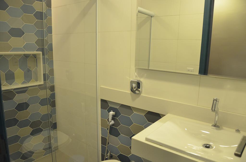 Quarto Triplo Amplo