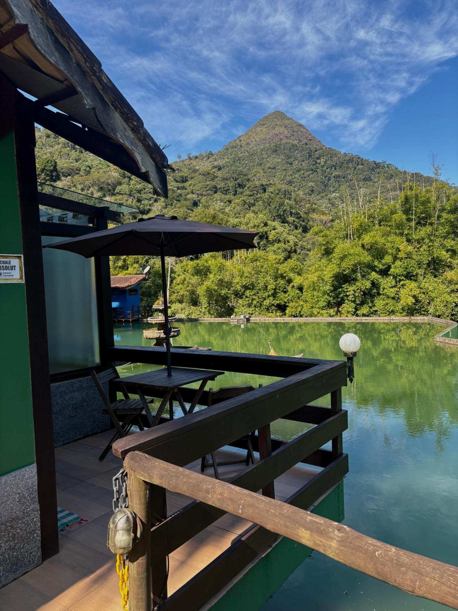 Chalé Absolut com Vista do Lago