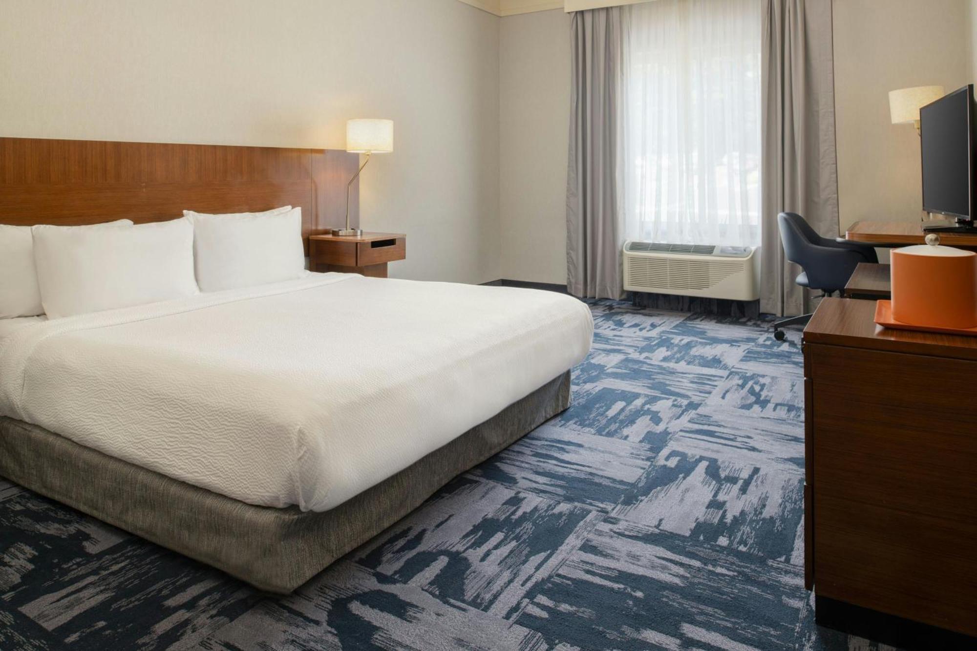 Queen Room