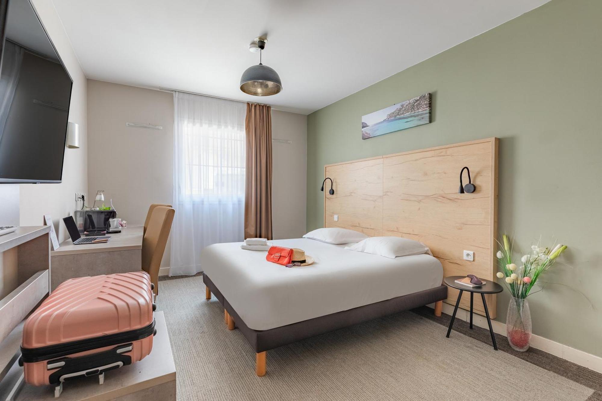 Standard Double Room,1697102814:JPEG