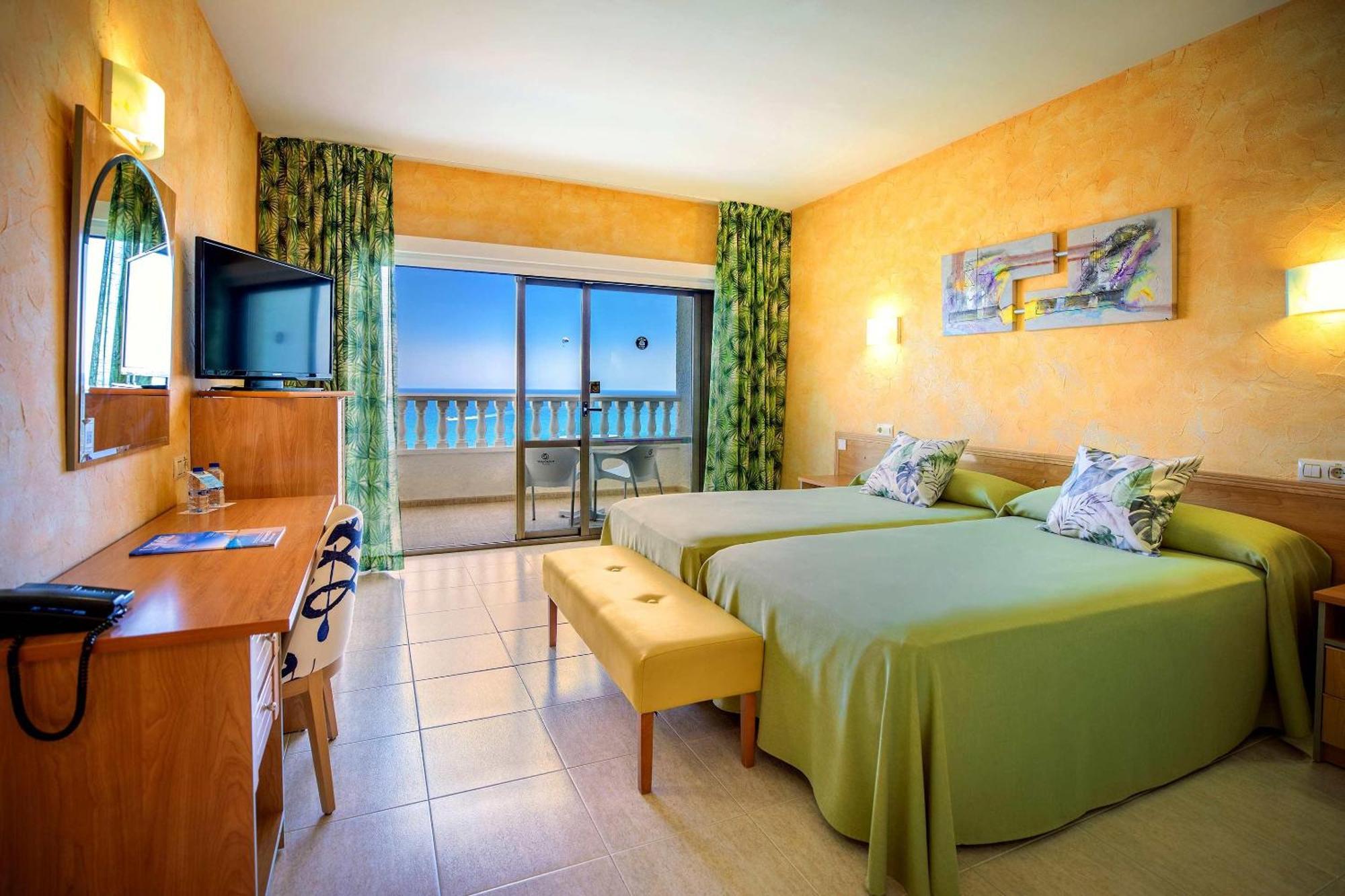 Double or Twin Room with Sea View,1697787033:JPEG