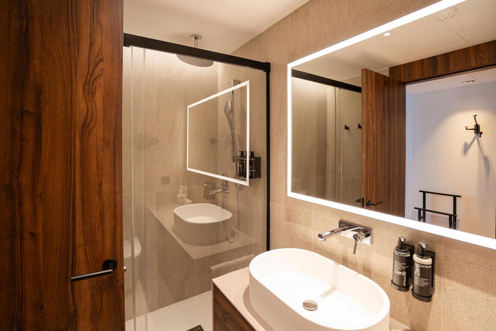 Quarto Twin com Varanda