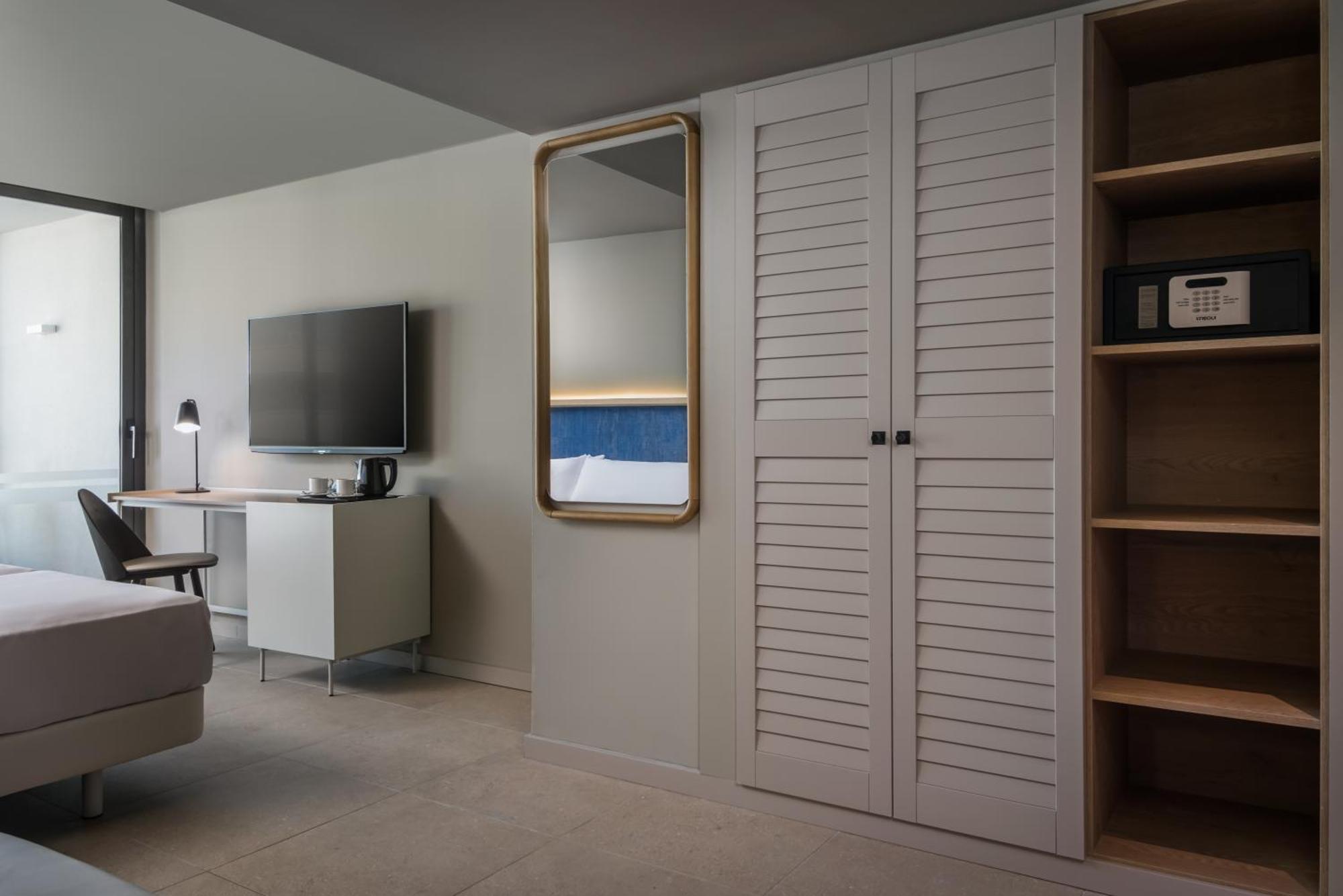 Double or Twin Room,1697799992:JPEG
