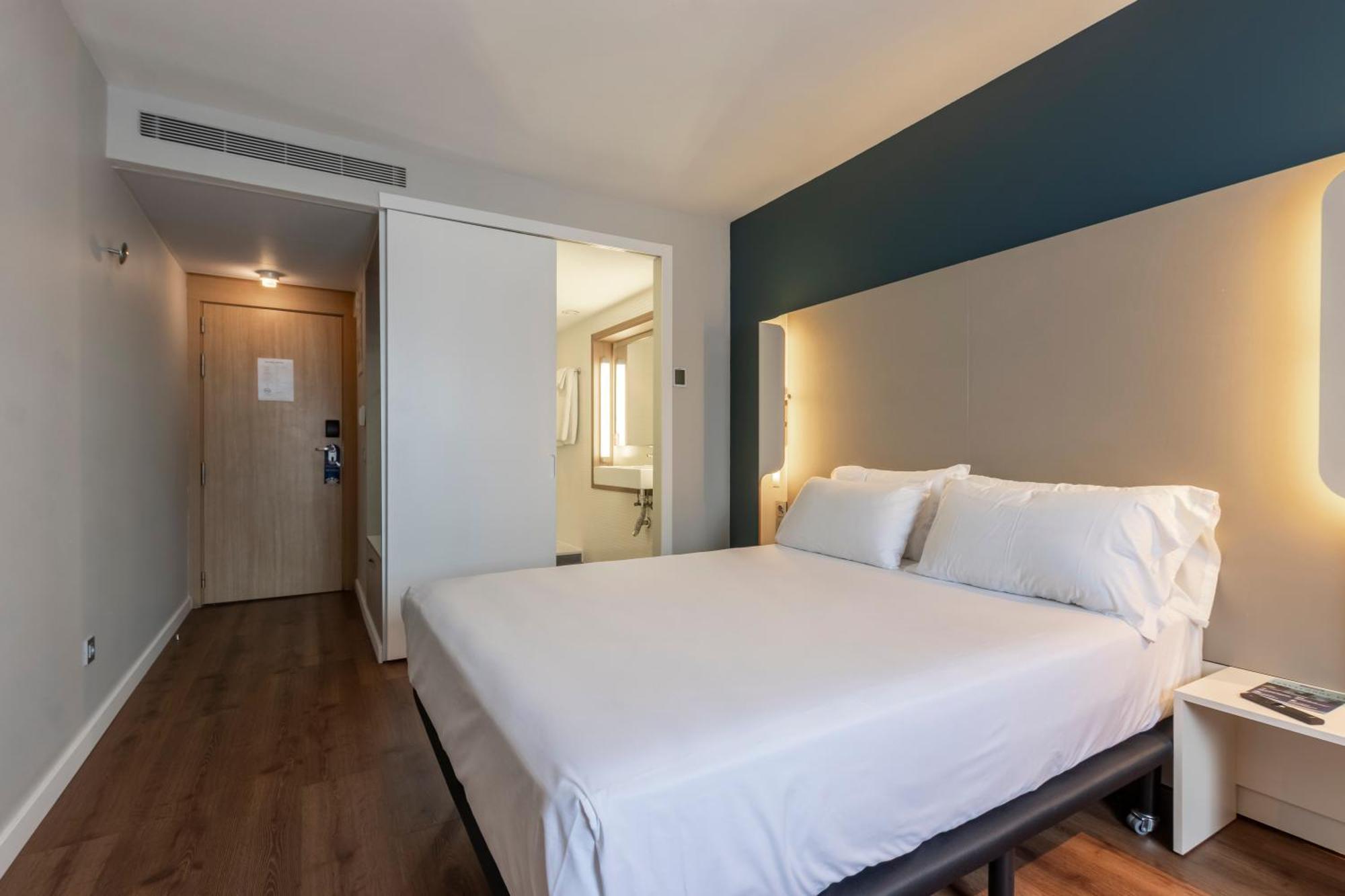 Double Room - Disability Access,1697831842:JPEG