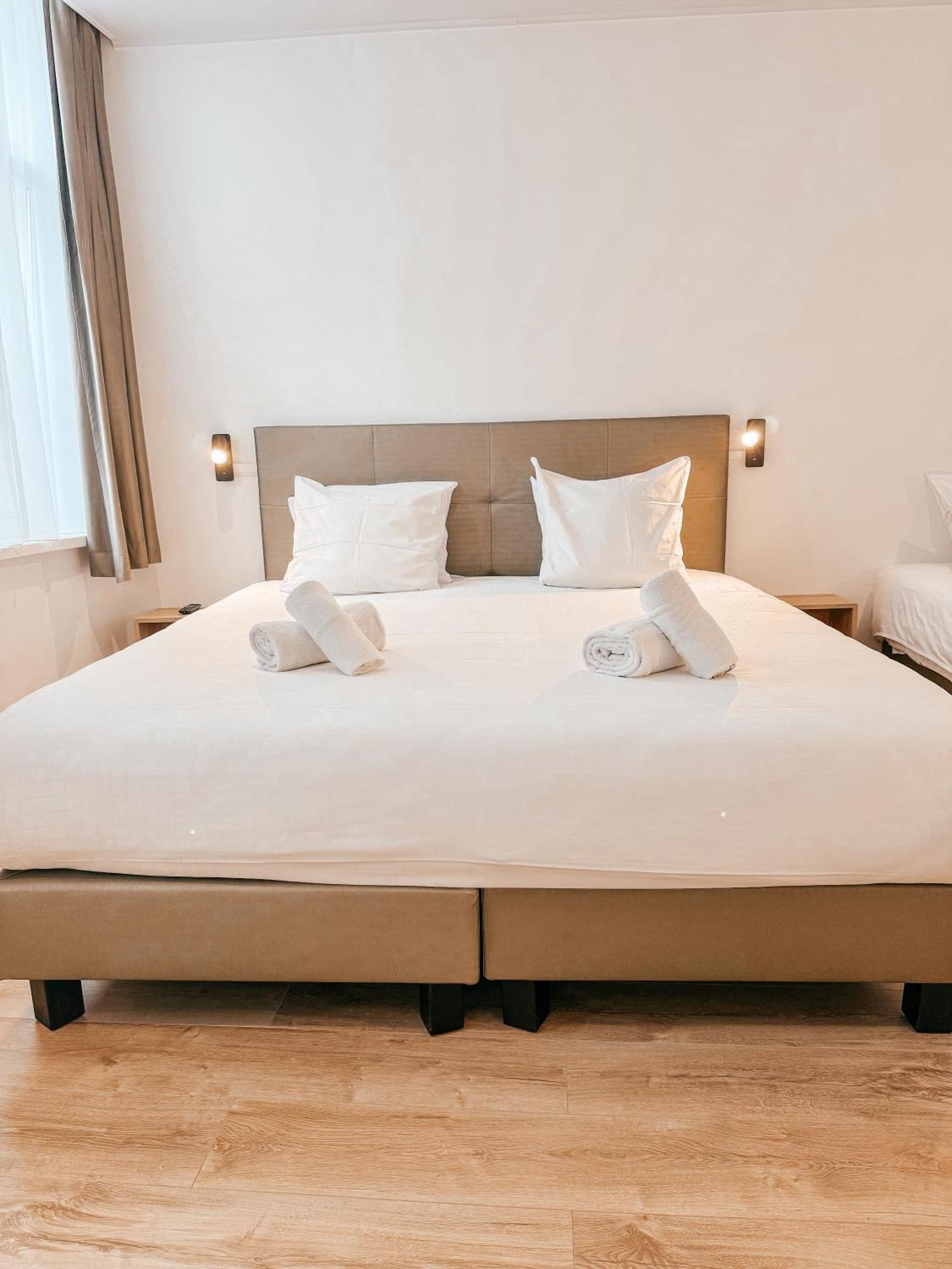 Budget Triple Room with Private Bath