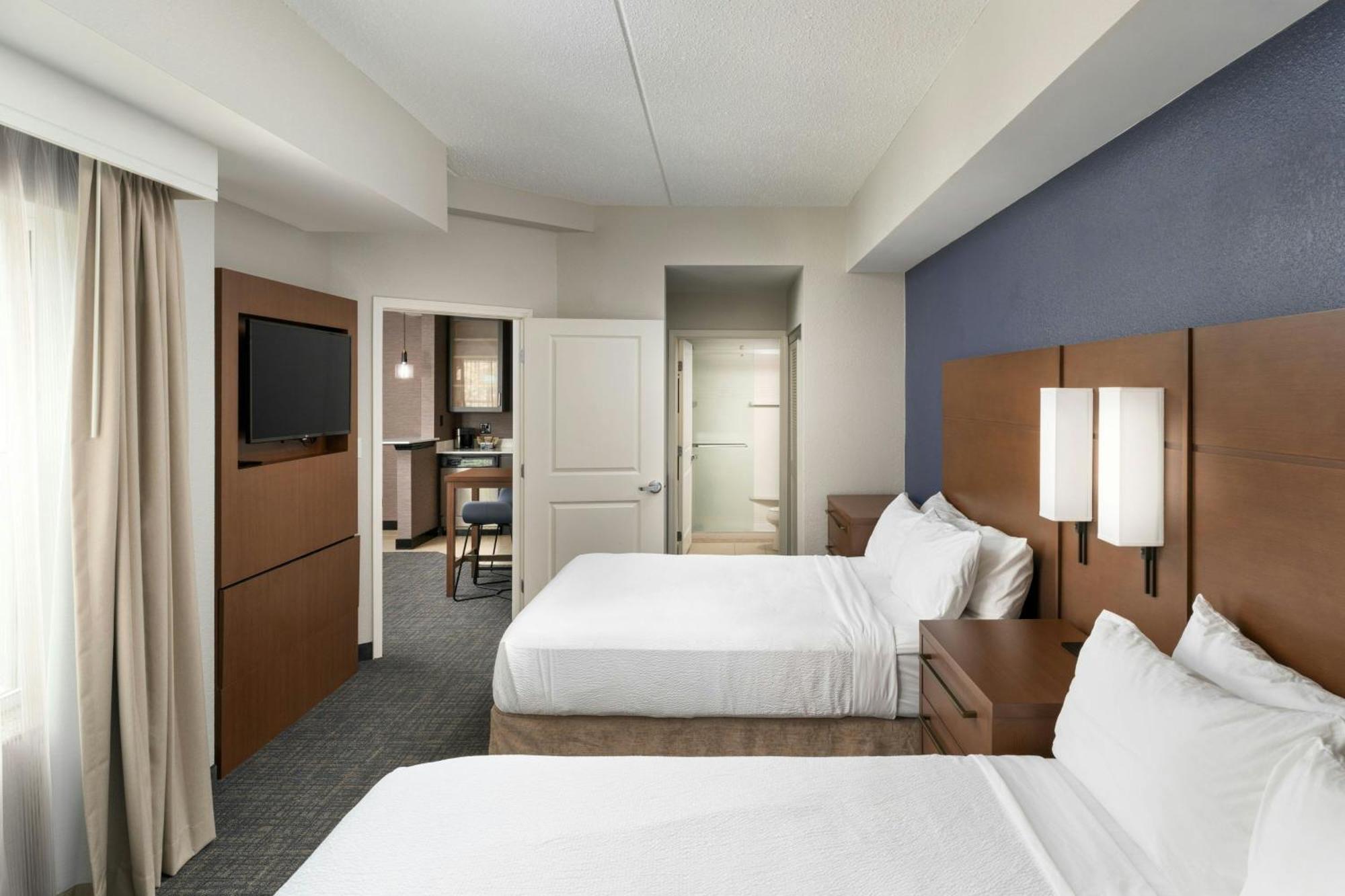 One-Bedroom Suite with Two Queen Beds and Sofa Bed