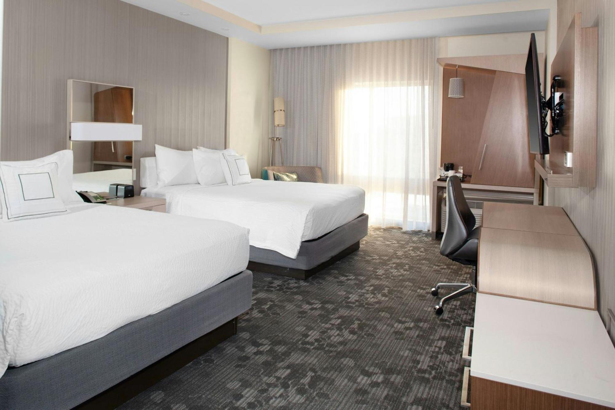 Double Queen Room