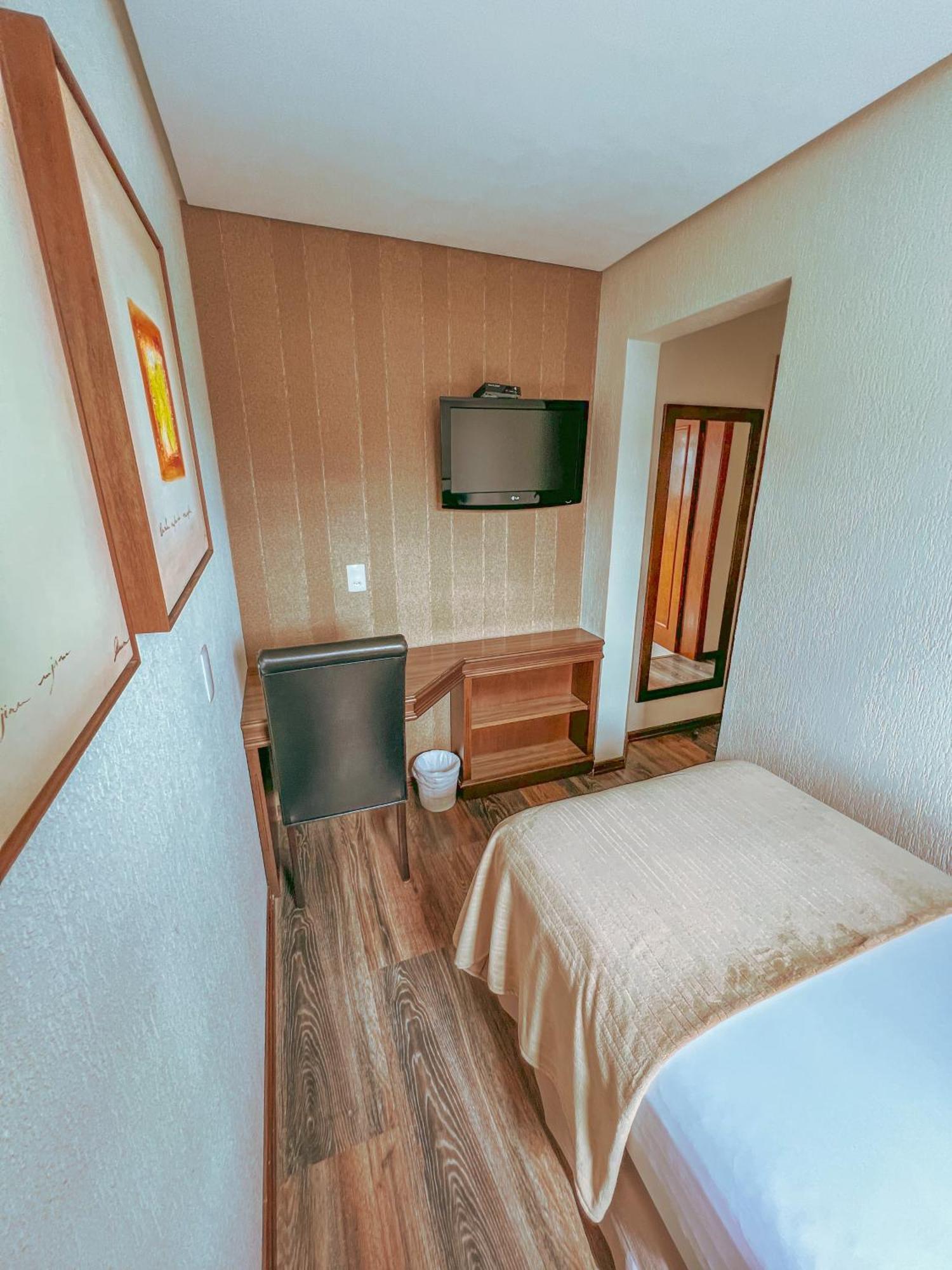 Quarto Triplo Luxo