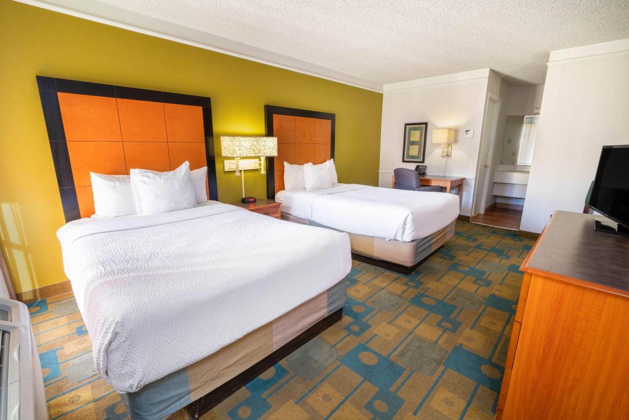 Standard Room with Two Double Beds - Non-Smoking