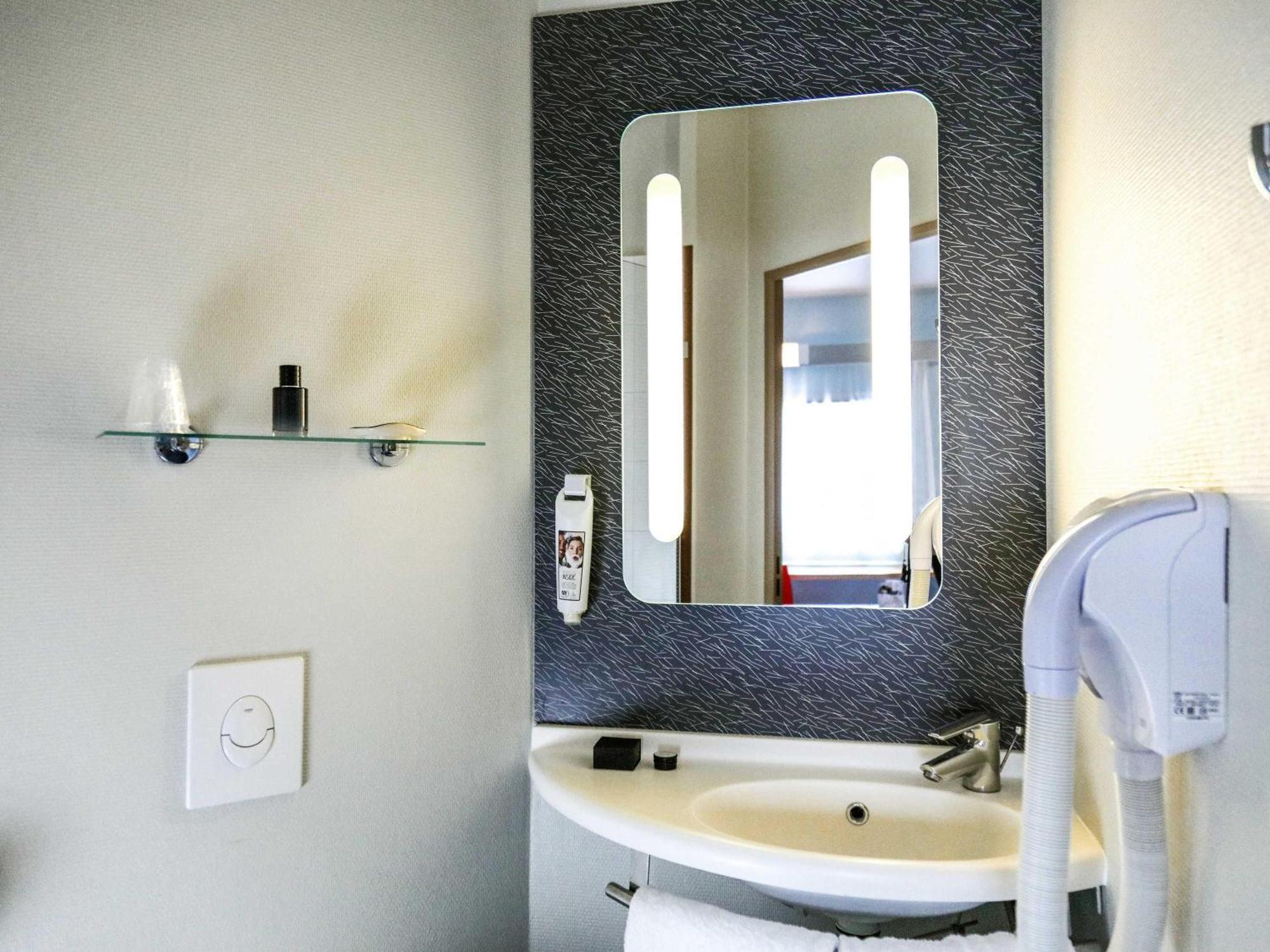 Chambre Standard avec 2 Lits Simples