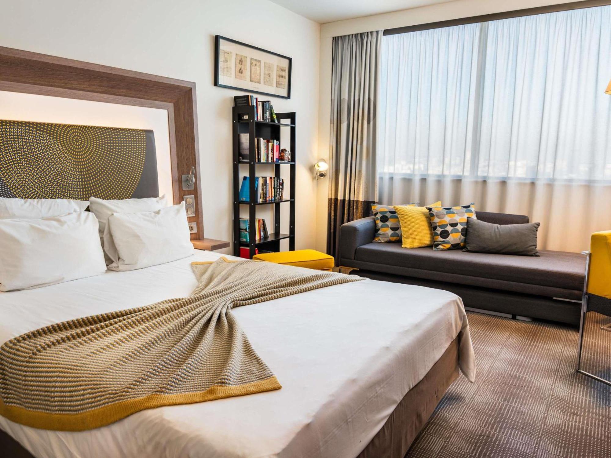 Superior Room with 2 Single Beds