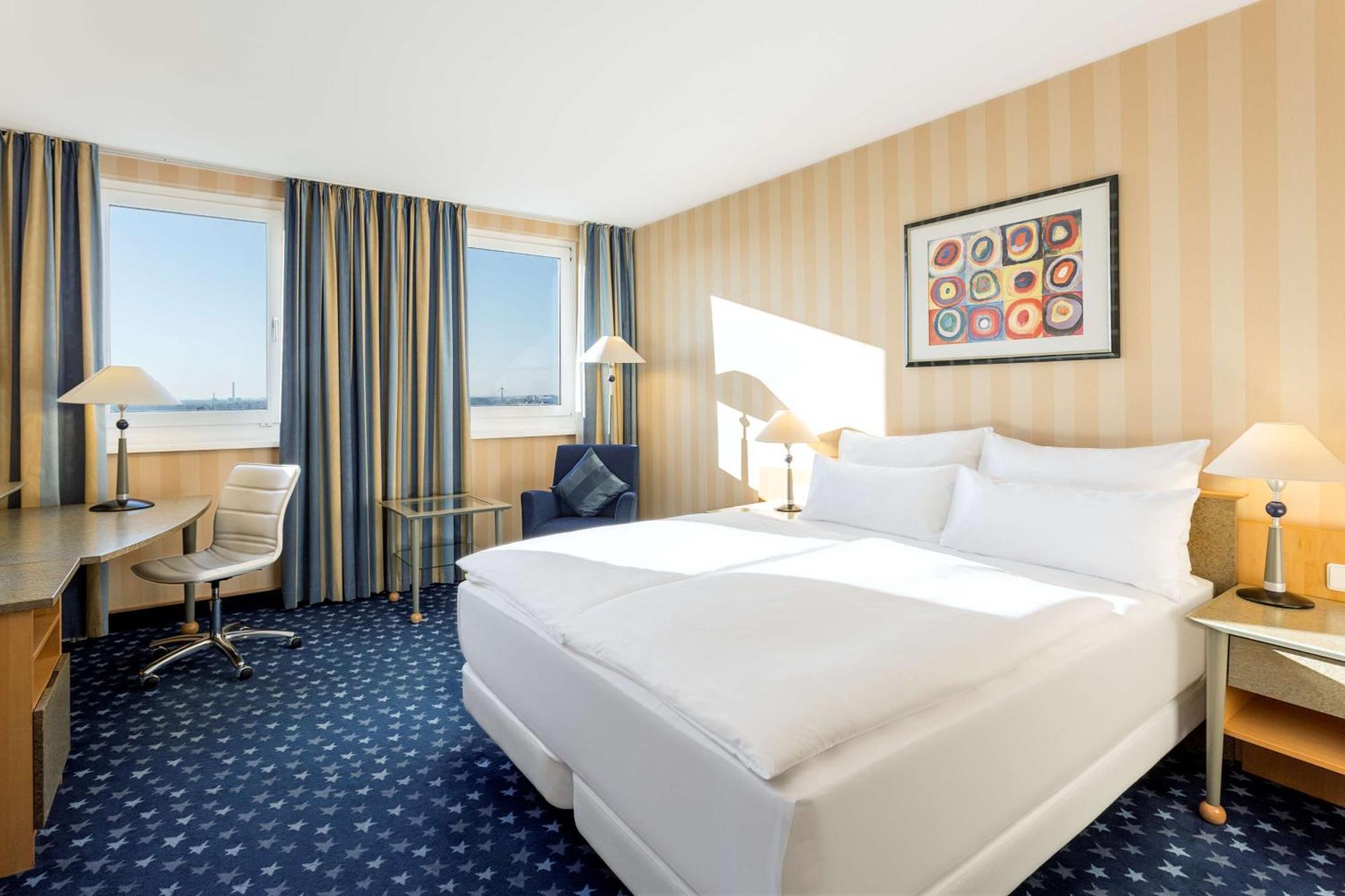 Camera Standard Matrimoniale/Doppia con Letti Singoli