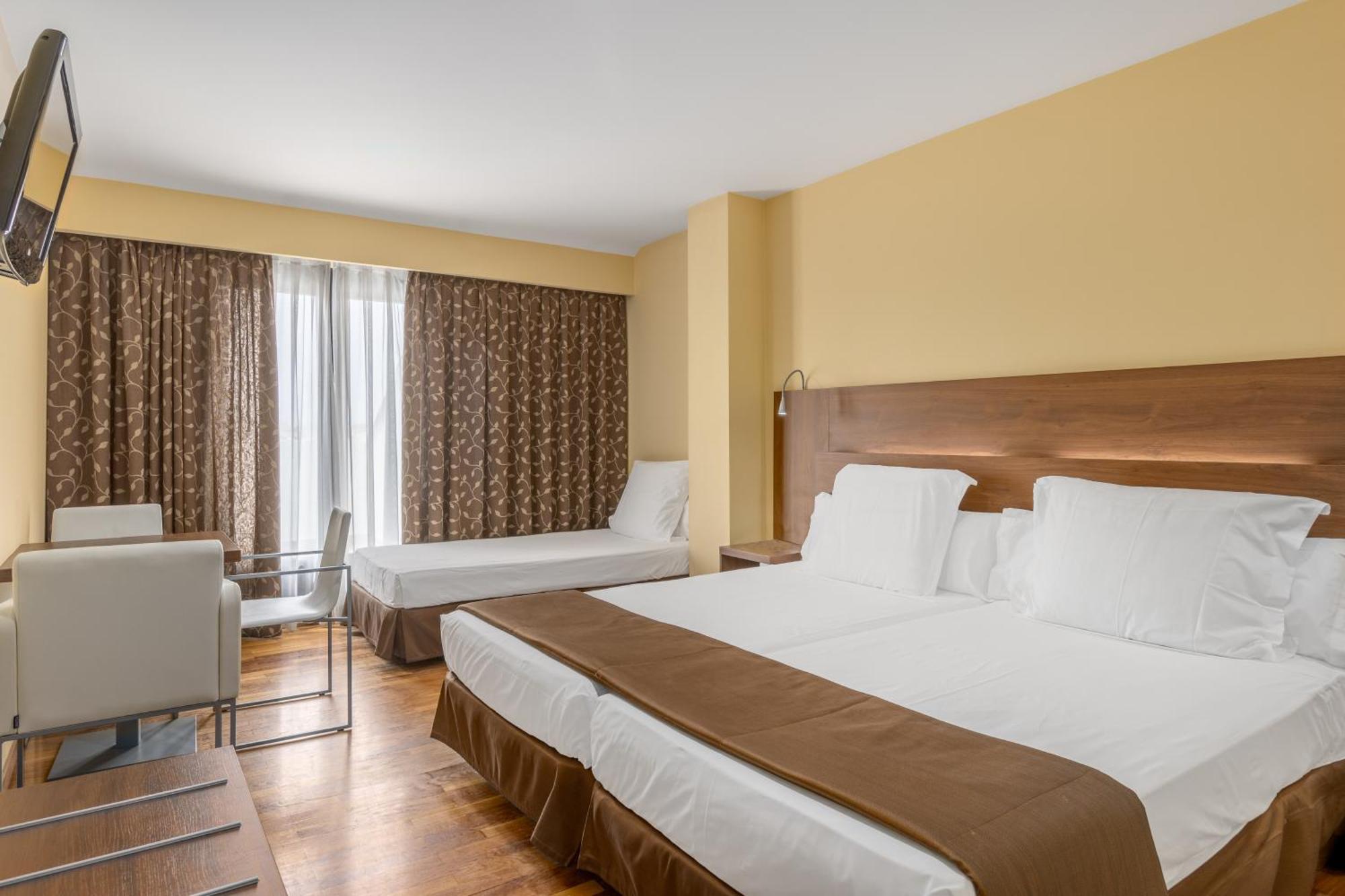 Triple Room,1706807425:JPEG