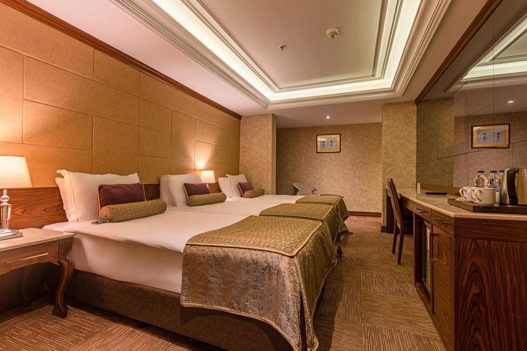 Triple Room,1706834551:JPEG