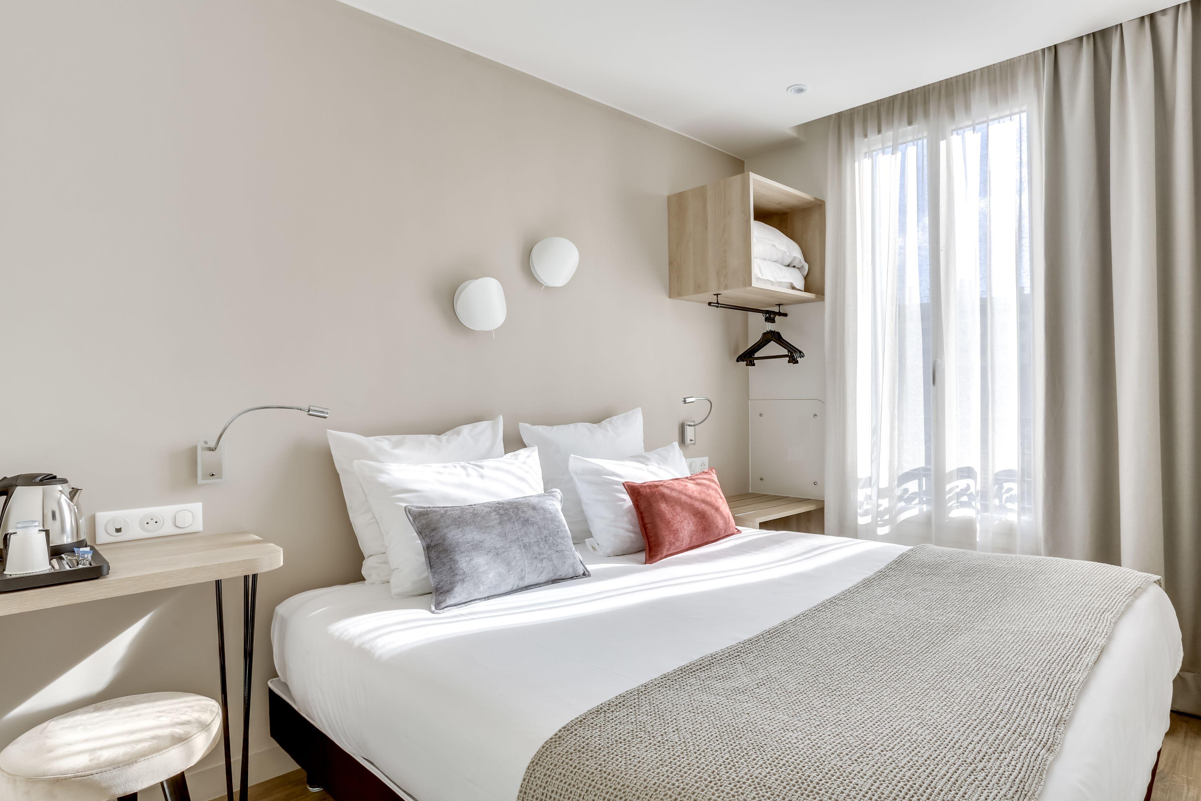 Chambre Familiale Attenante
