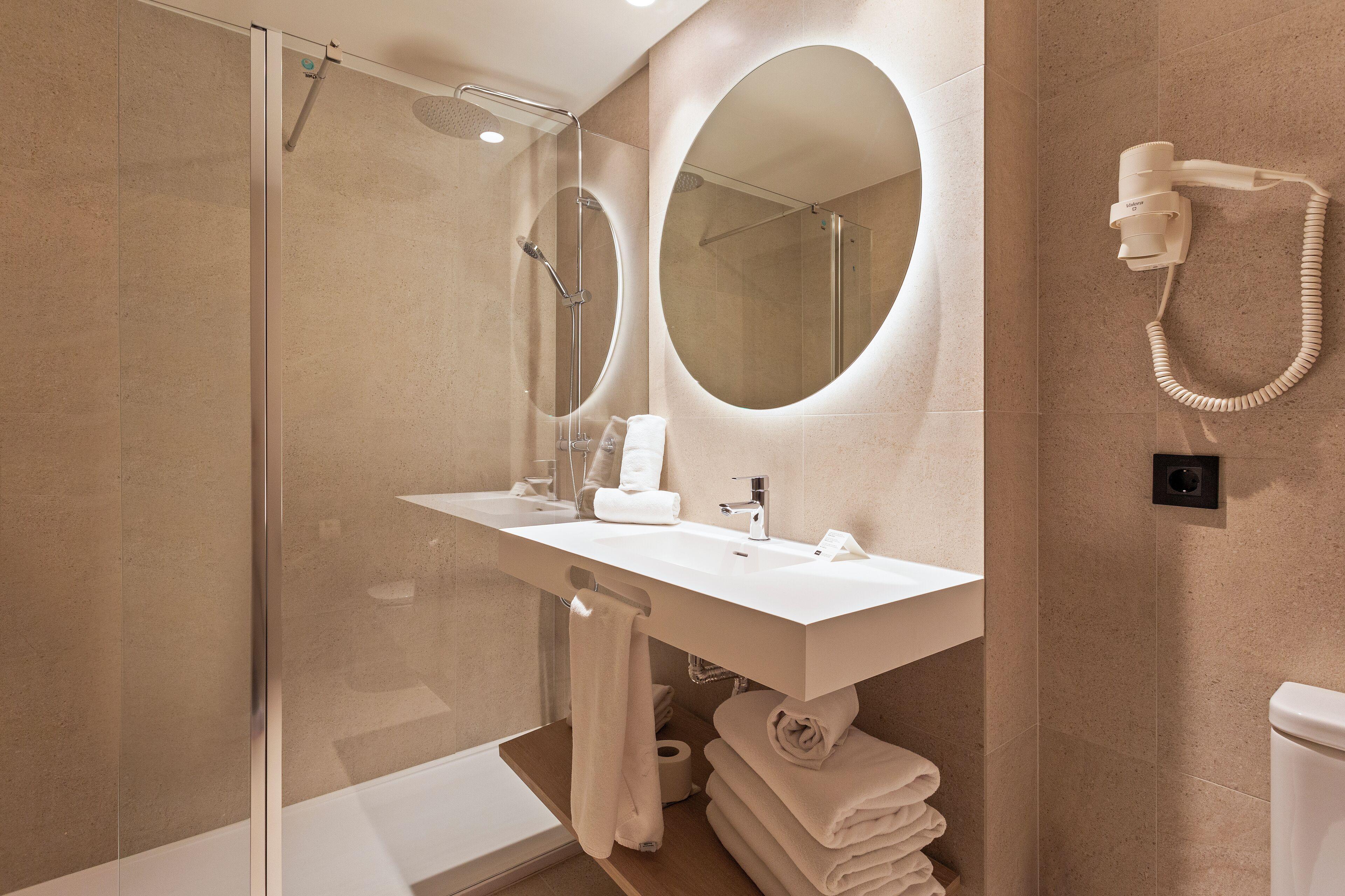 Superior Triple Room,1709883464:JPEG