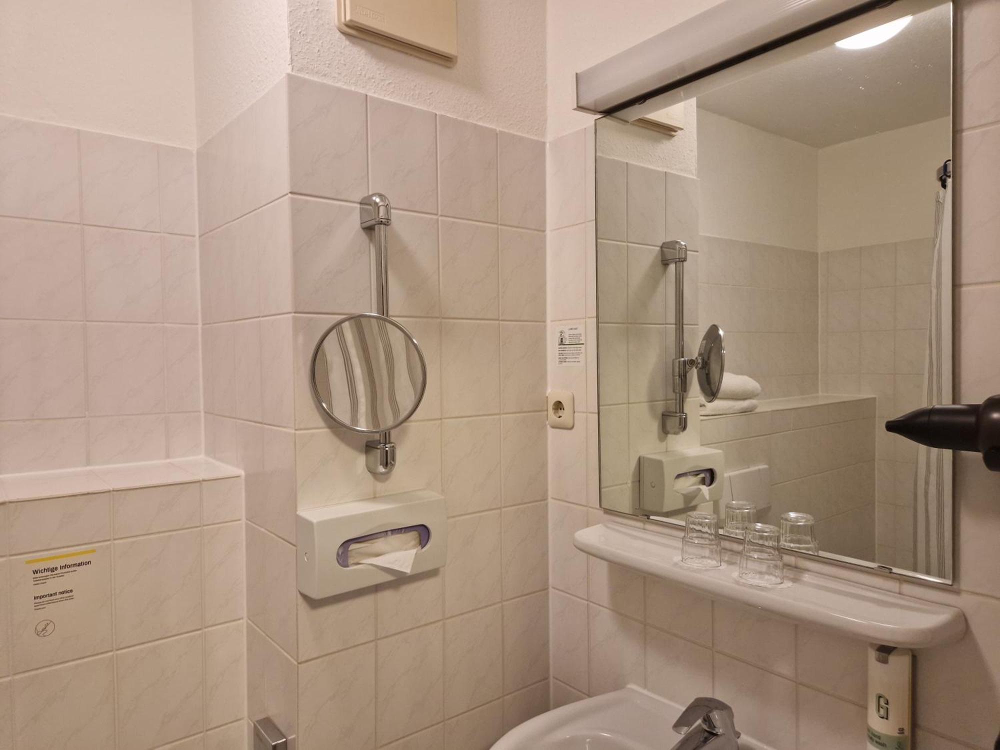 Standard Room,1705611250:JPEG