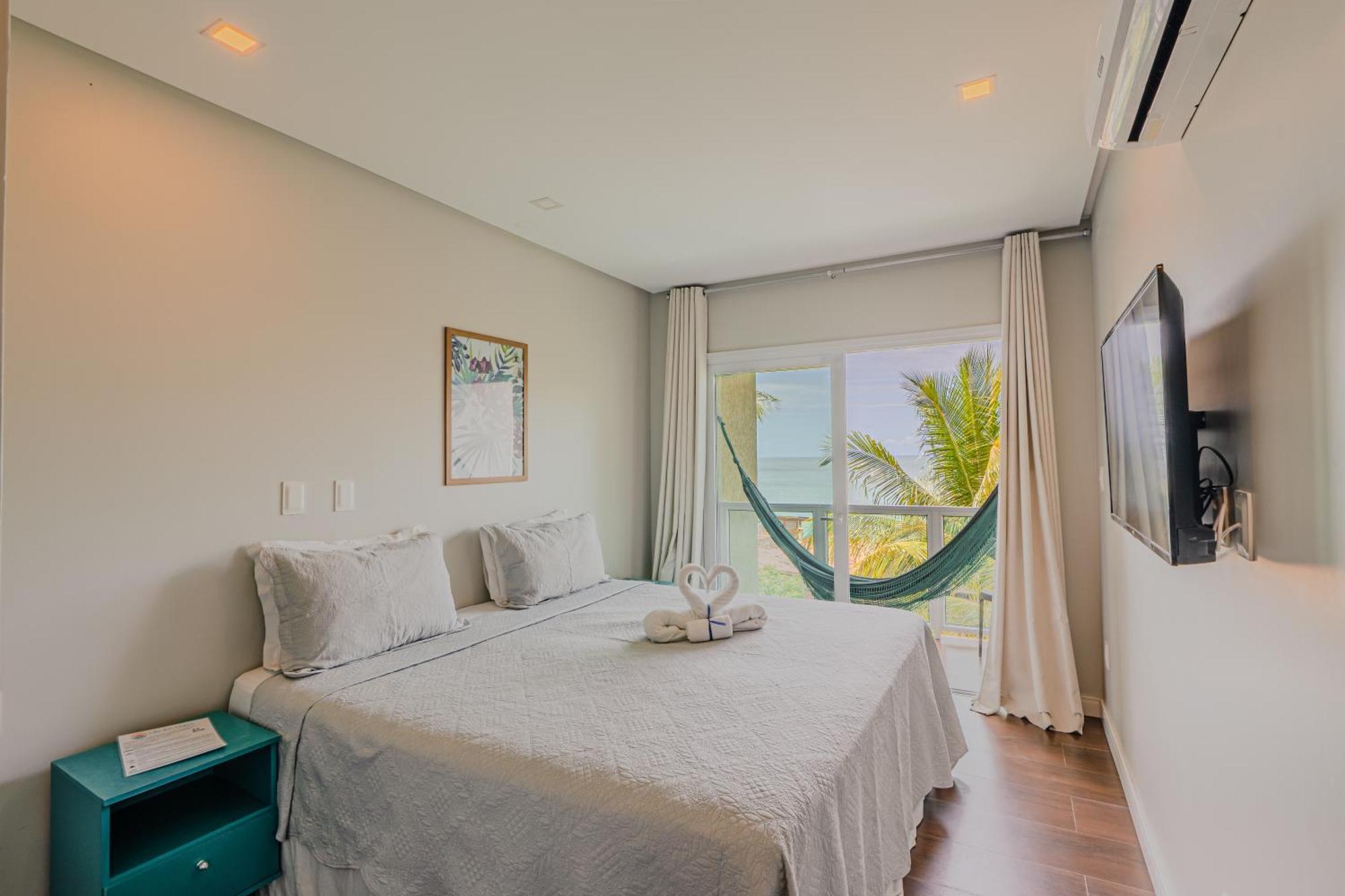 Quarto Duplo com Varanda e Vista do Mar