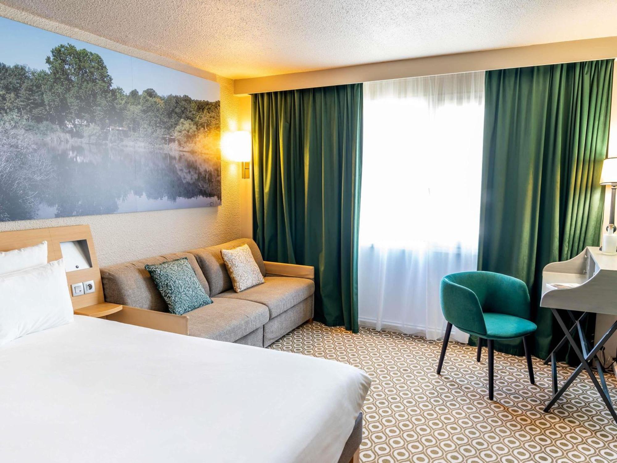 Superior Room with Double Bed and Sofa Bed,1716975397:JPEG