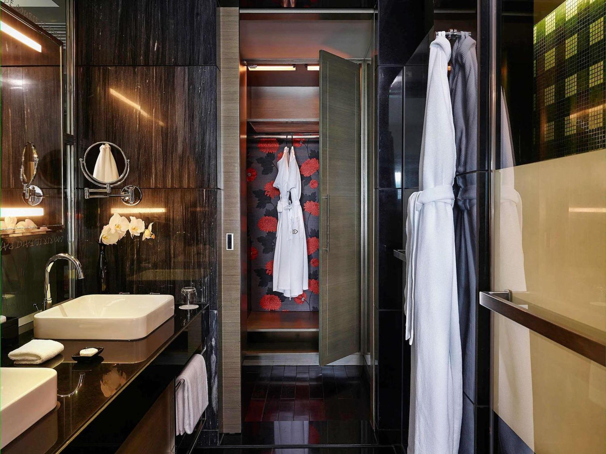 Luxus Club Zimmer mit Zugang zum Club Millésime und Stadtblick