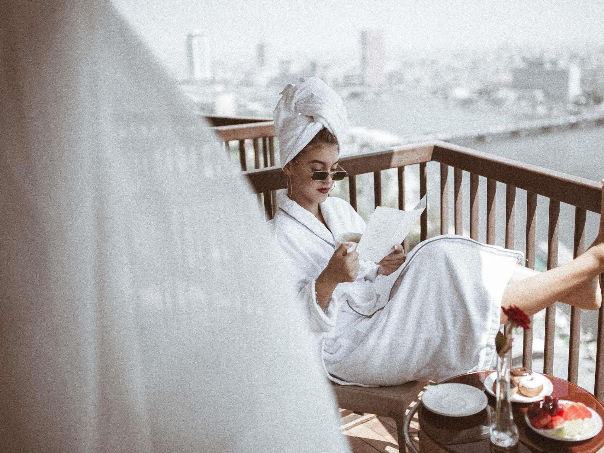 Luxury Twin Room with Nile View and Club Millesime Access