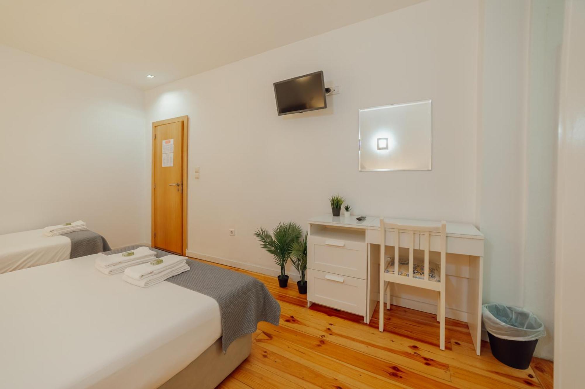 Standard Triple Room,1717027407:JPEG
