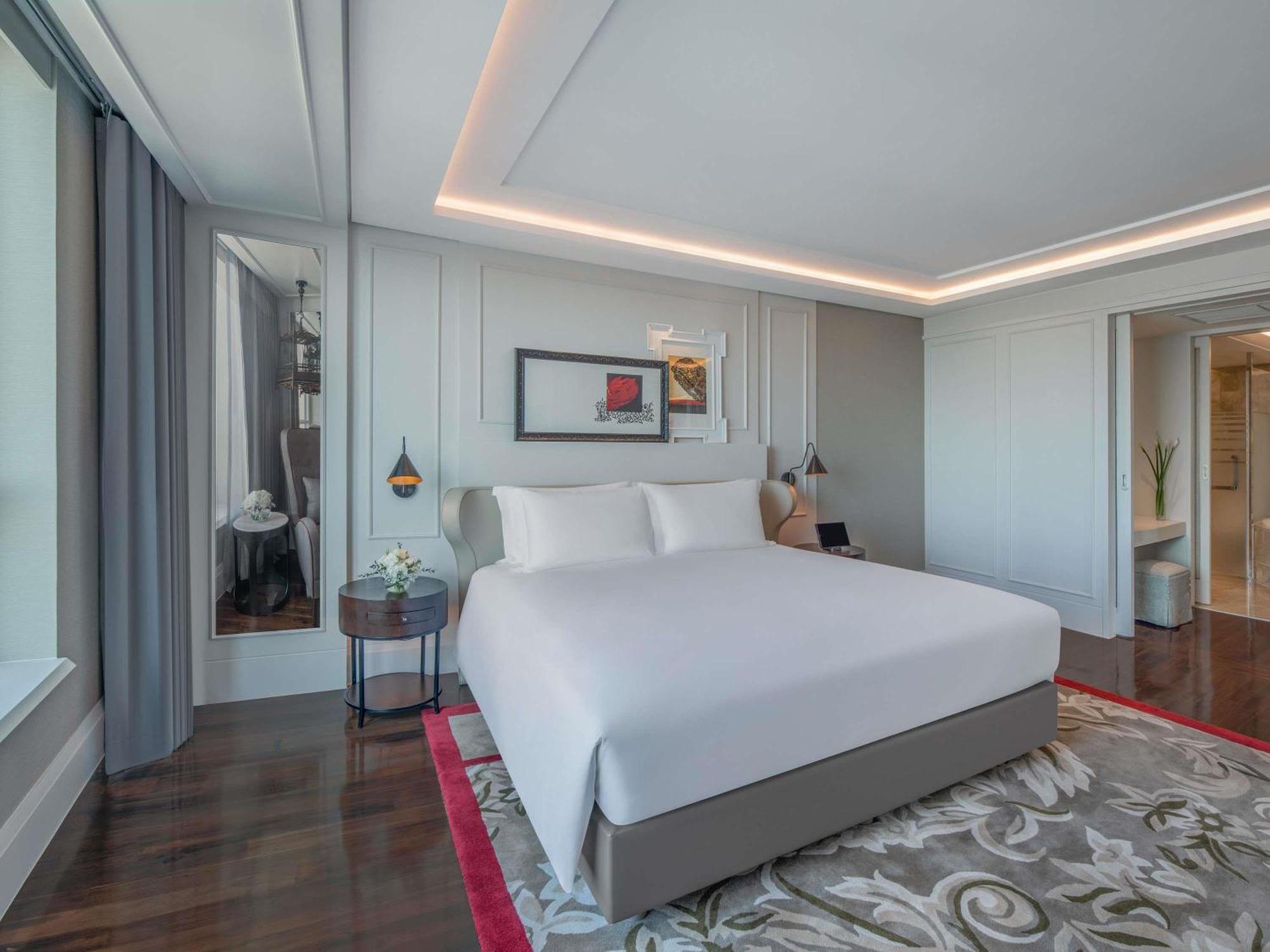 Prestige King Suite Club Millesime Access,1771566816:JPEG