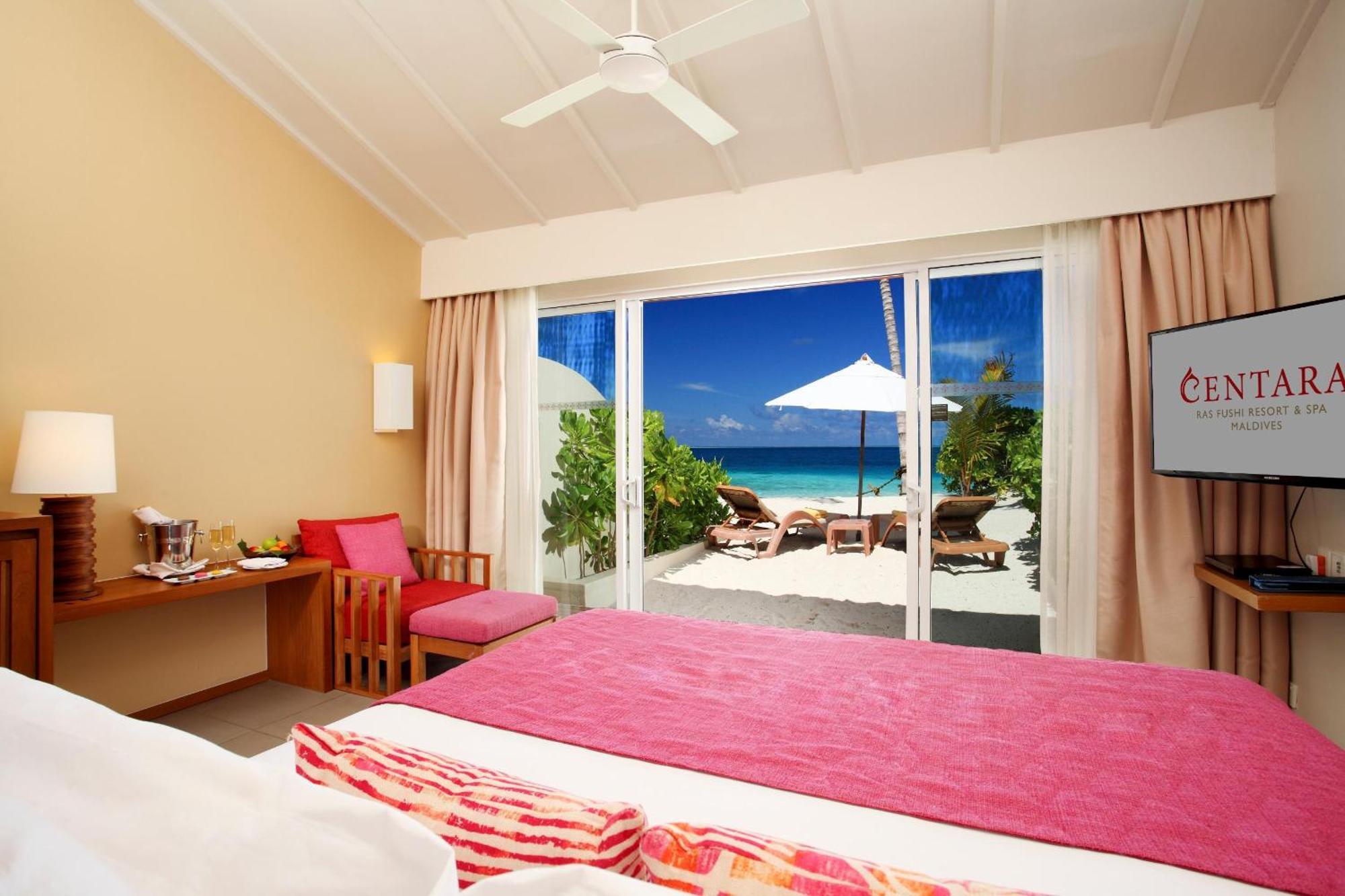 Strandvilla mit Lagunenblick und Swirl-Pool