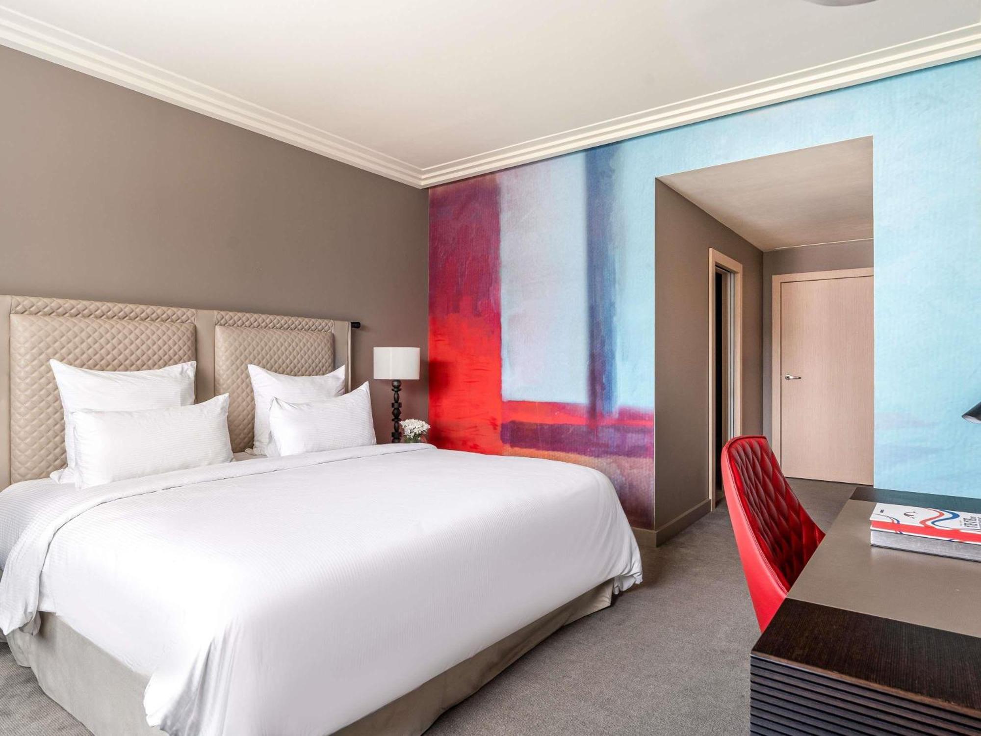 Superior King Room Executive Floor,1731686308:JPEG