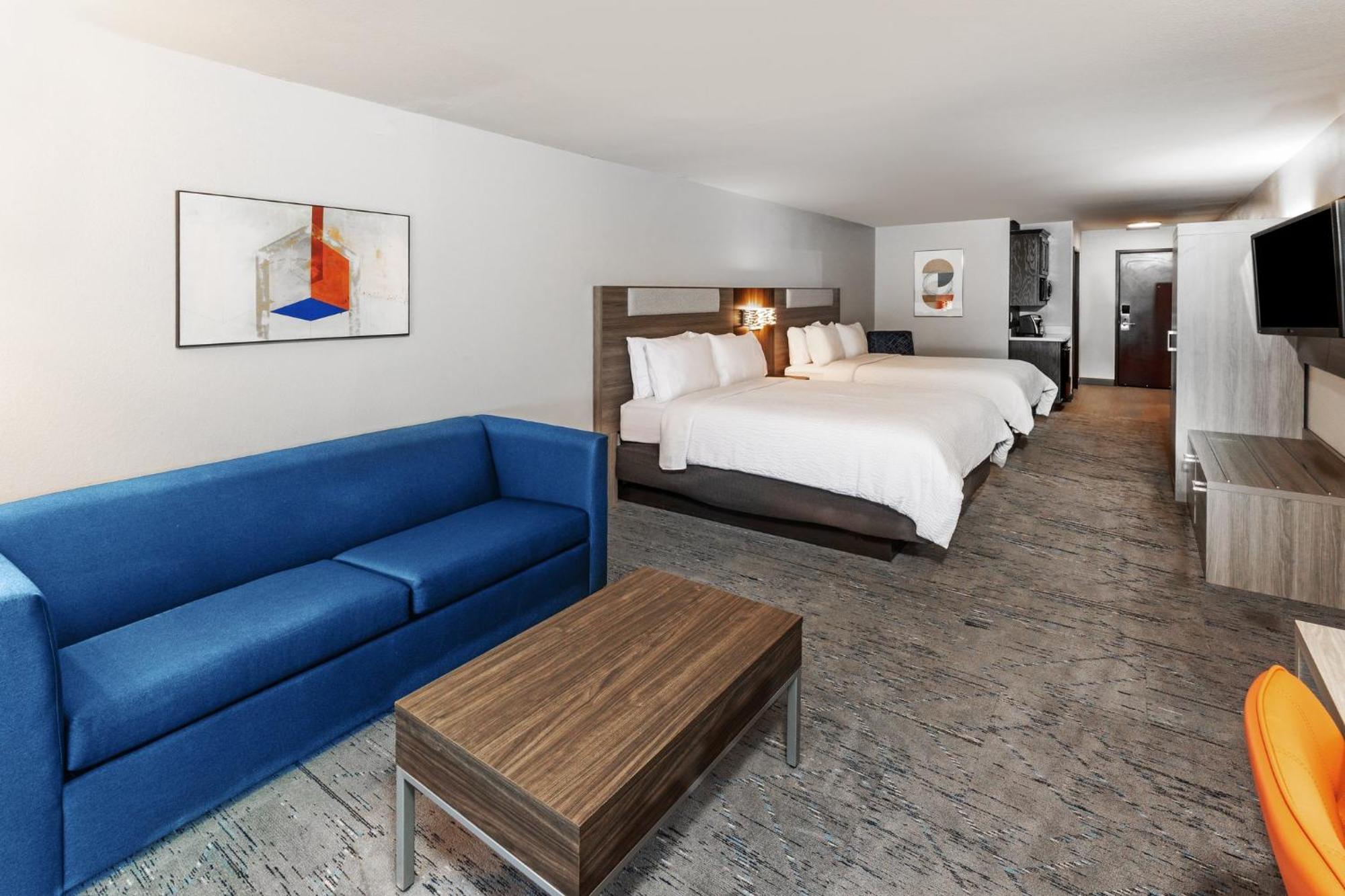 Suite with Two Beds - Non-Smoking