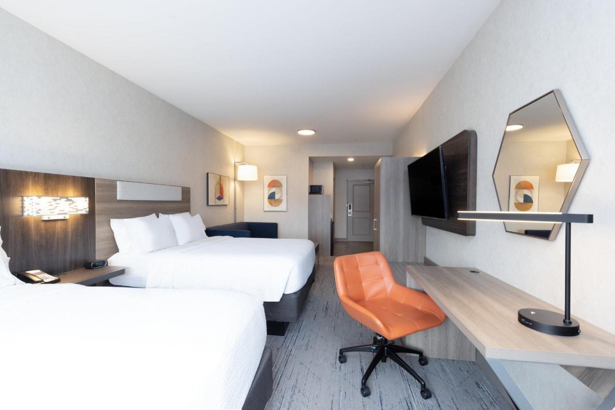 Suite with Two Queen Beds