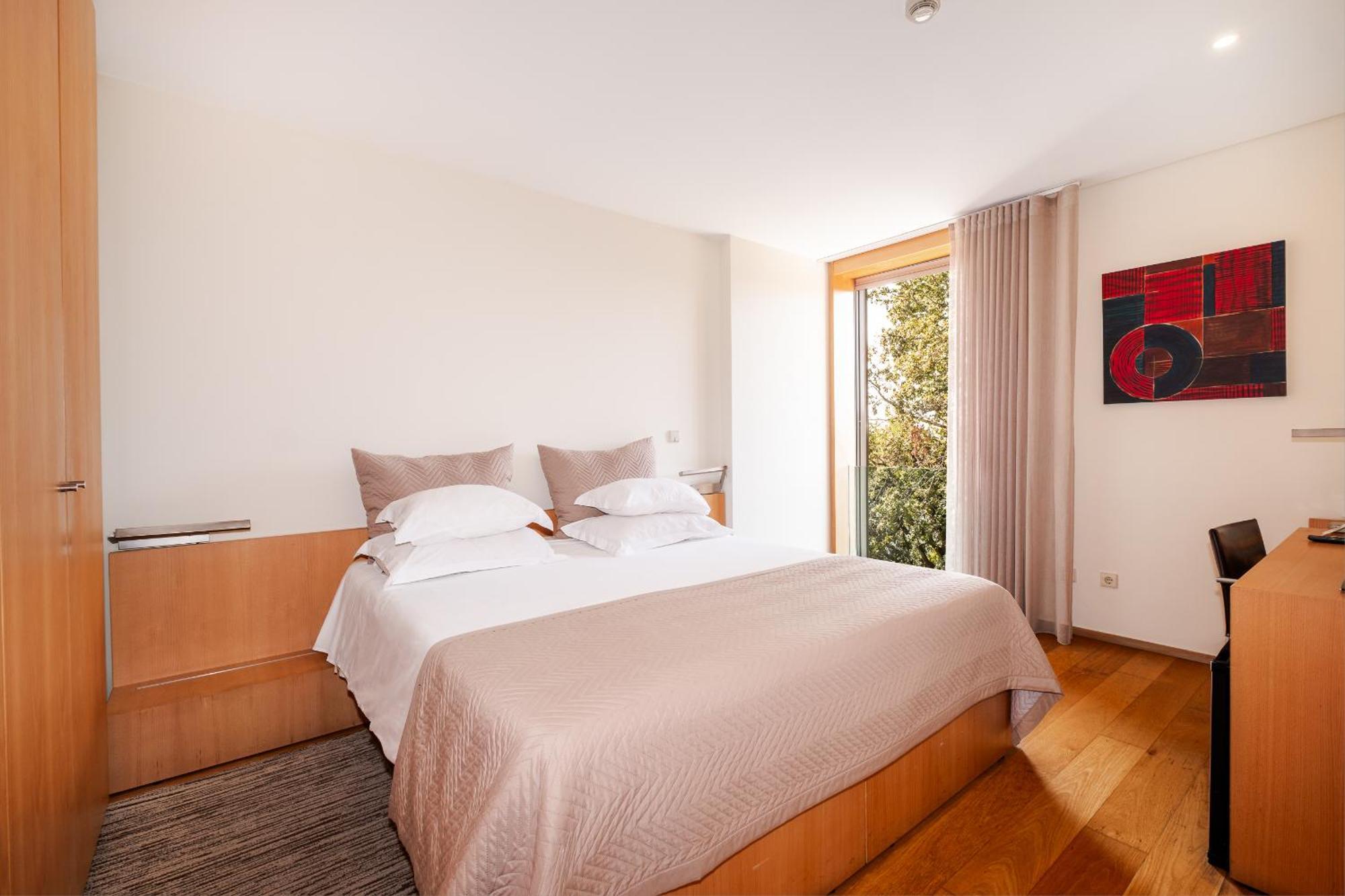 Double or Twin Room with Extra Bed ( Adult),931567177:JPEG