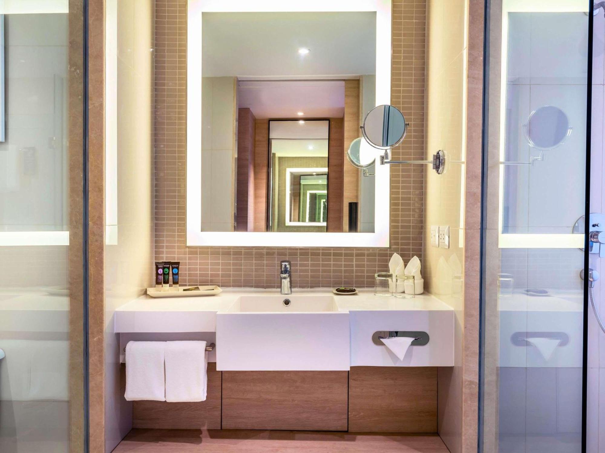 Executive King Room