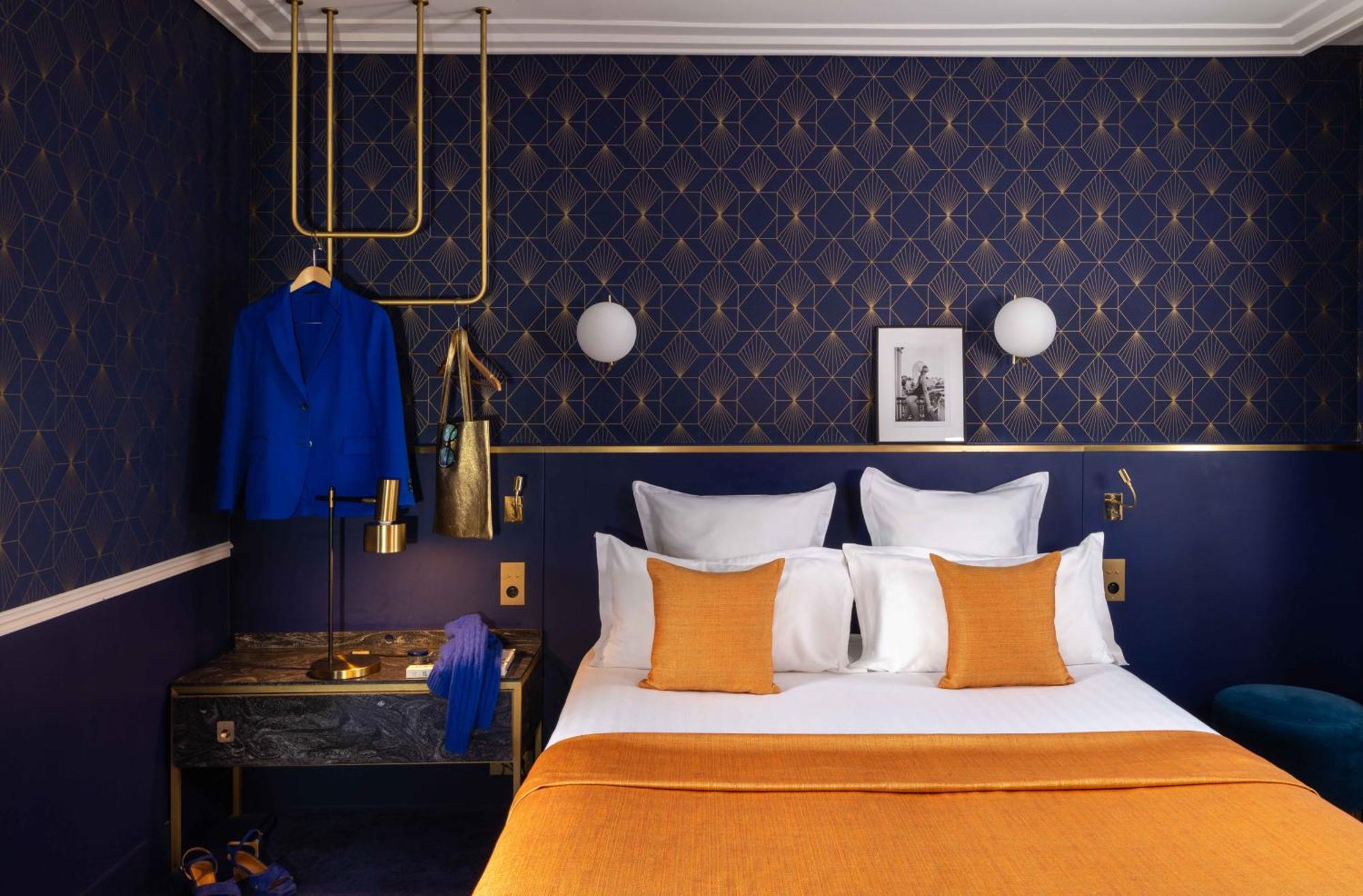 Superior Room,1730027045:JPEG