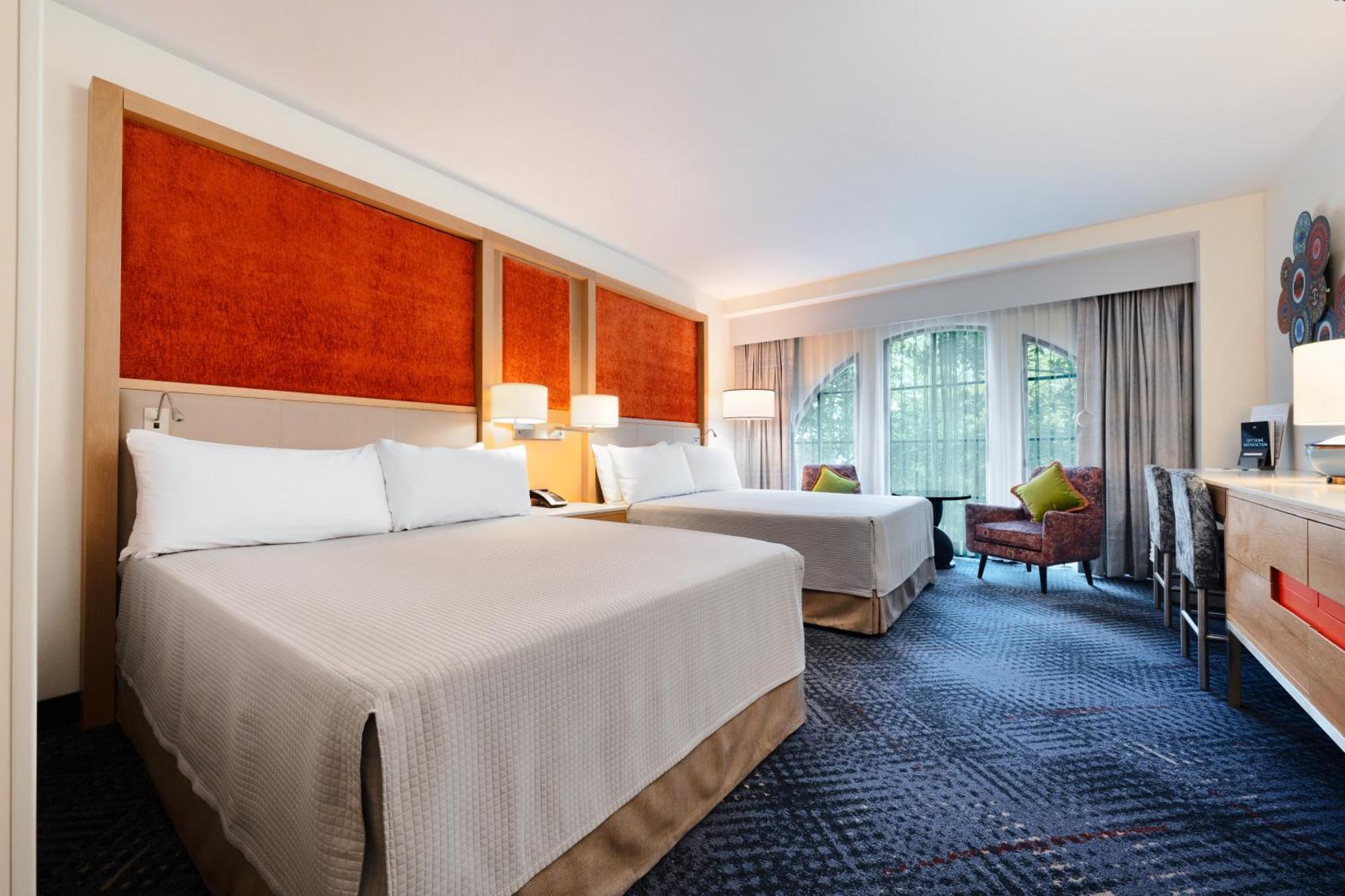 Garden View Room (Includes FREE^ Universal Express Unlimited)
