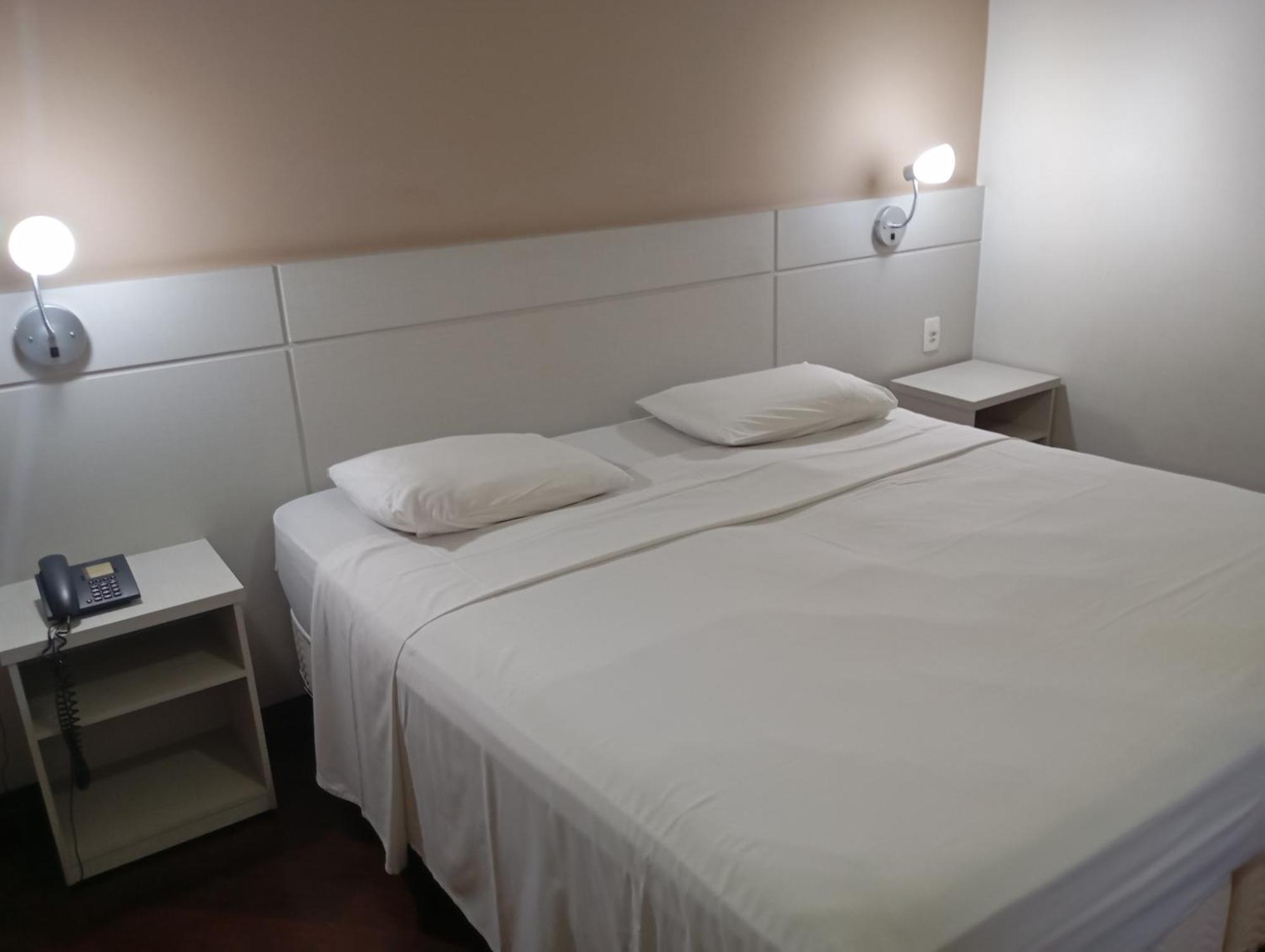 Quarto Duplo Standard