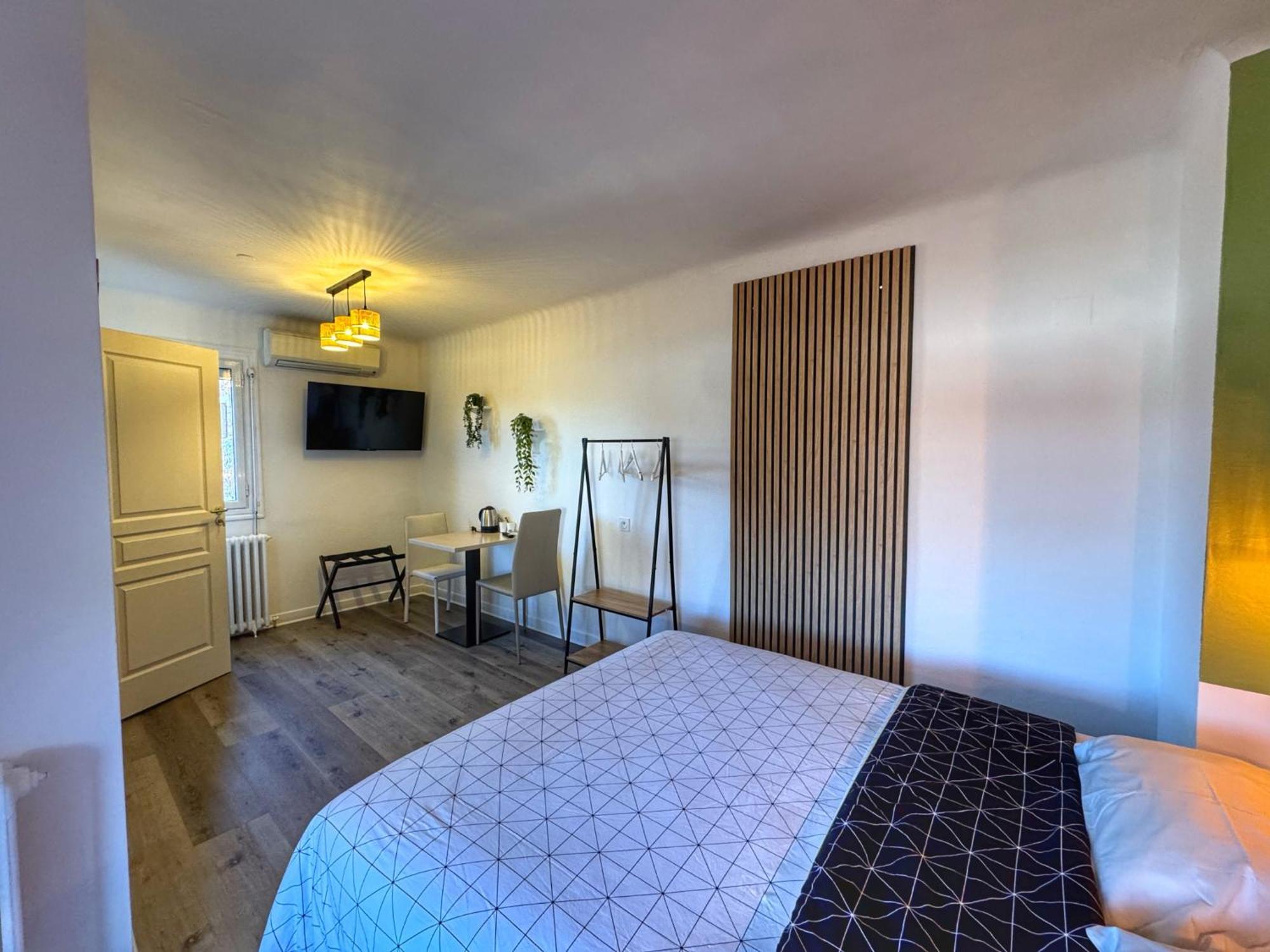 Chambre Double - Vue sur Montagne