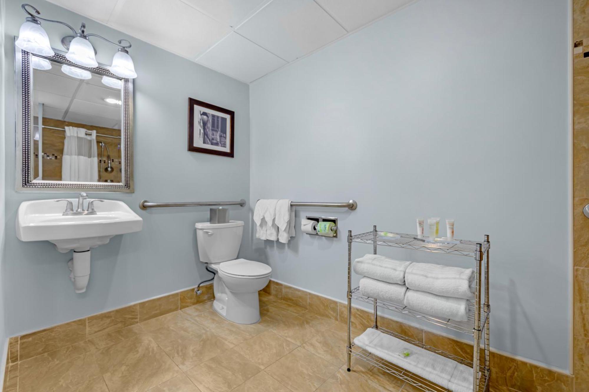 Queen Room with Two Queen Beds - Accessible/Non-Smoking