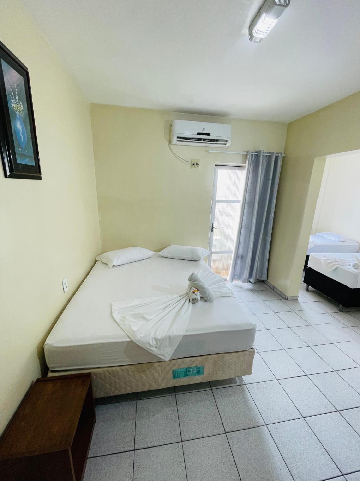Quarto Quádruplo Superior com Ar-condicionado