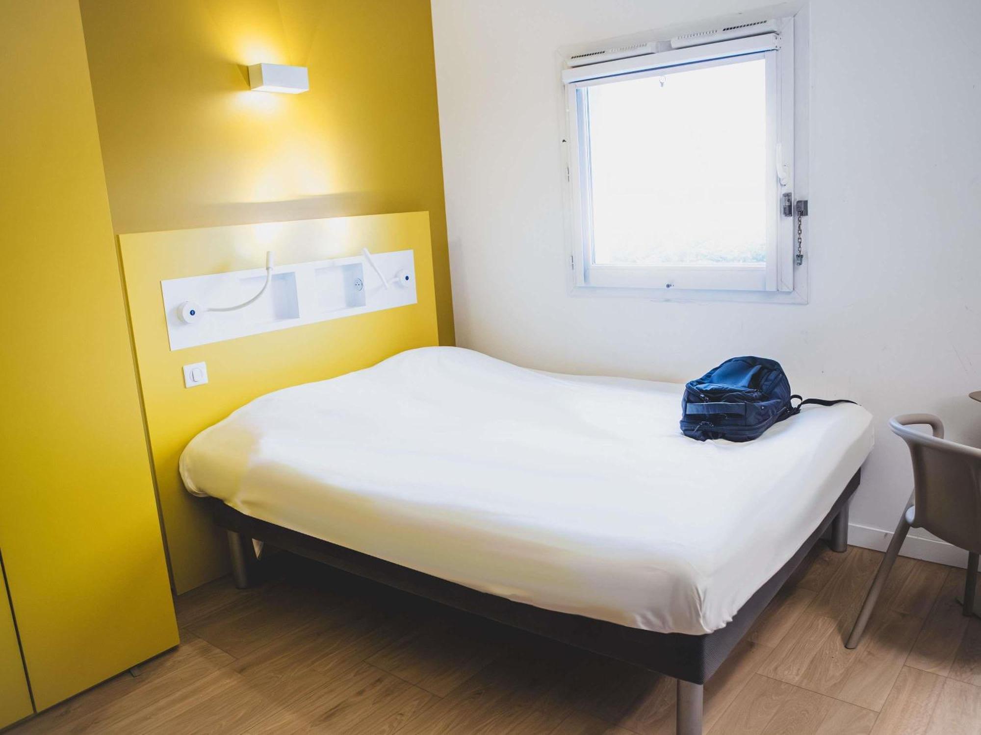 Chambre Triple avec 1 Lit Double et 1 Lit Simple