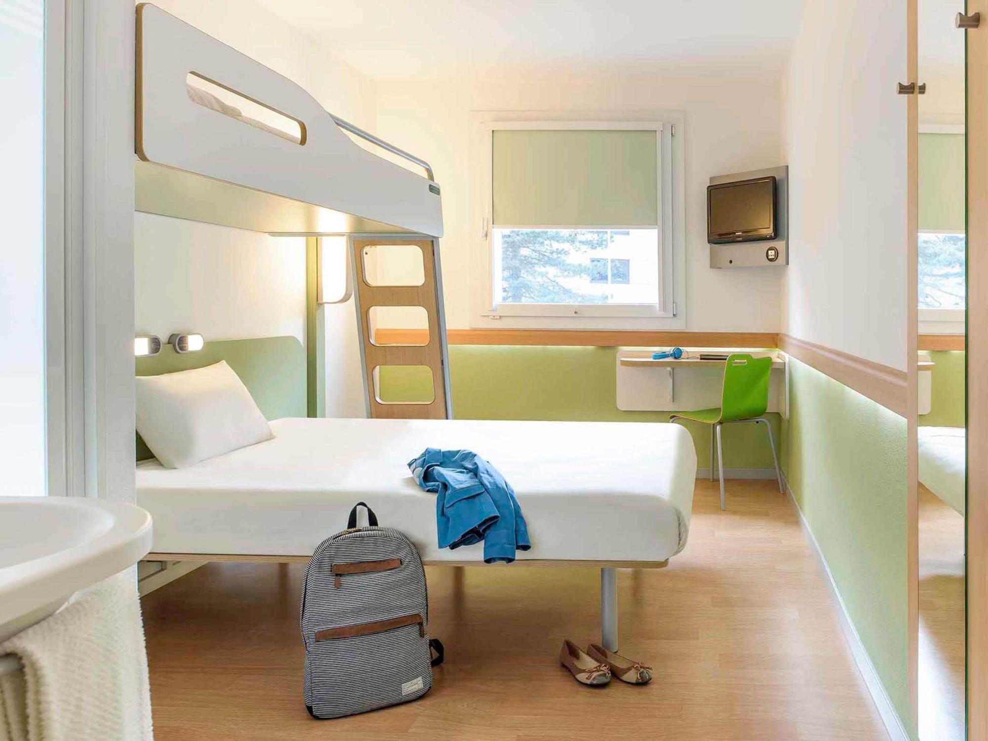 Chambre Double Standard - Accessible aux Personnes à Mobilité Réduite