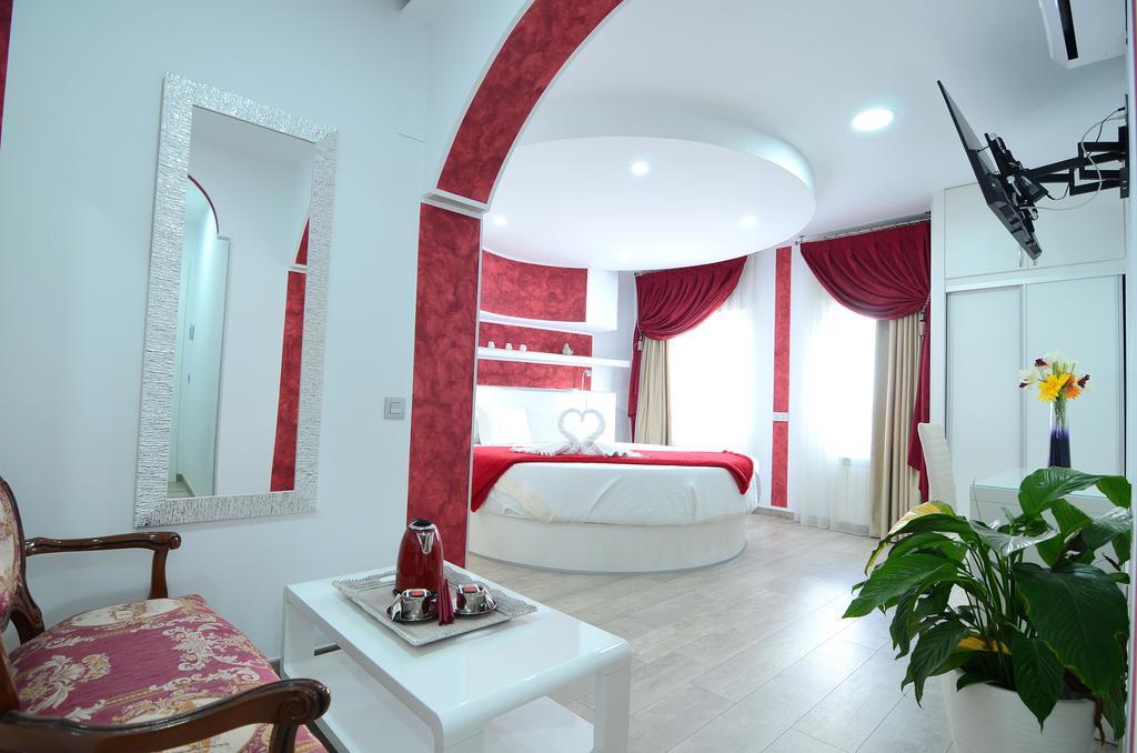 Romantische Suite met Rond Bed