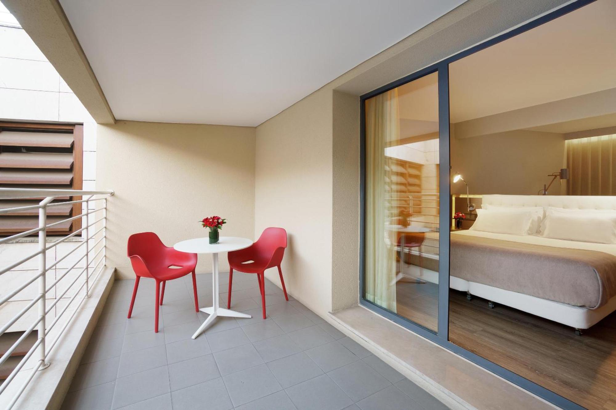 Suite Terrace,1742570066:JPEG