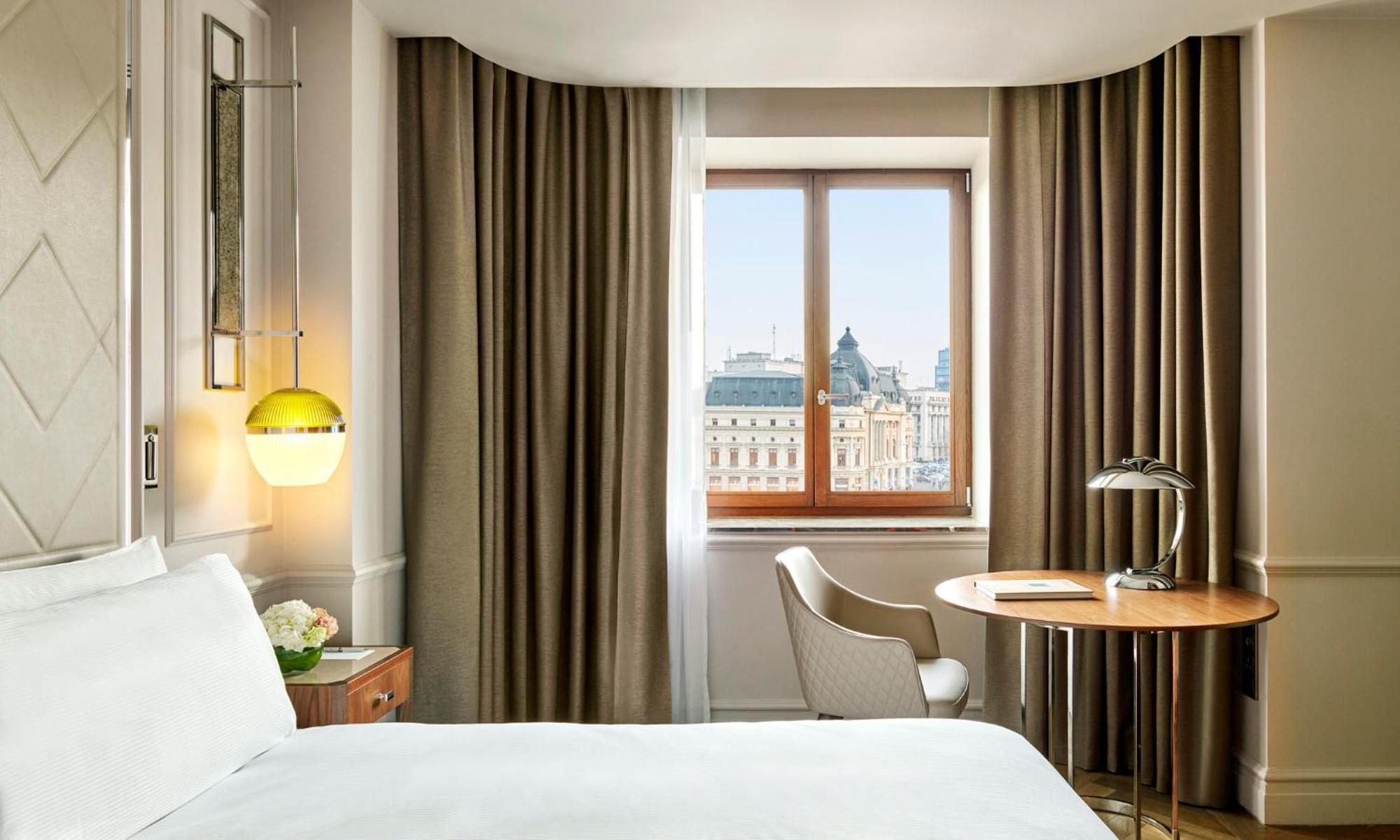 Junior King Suite