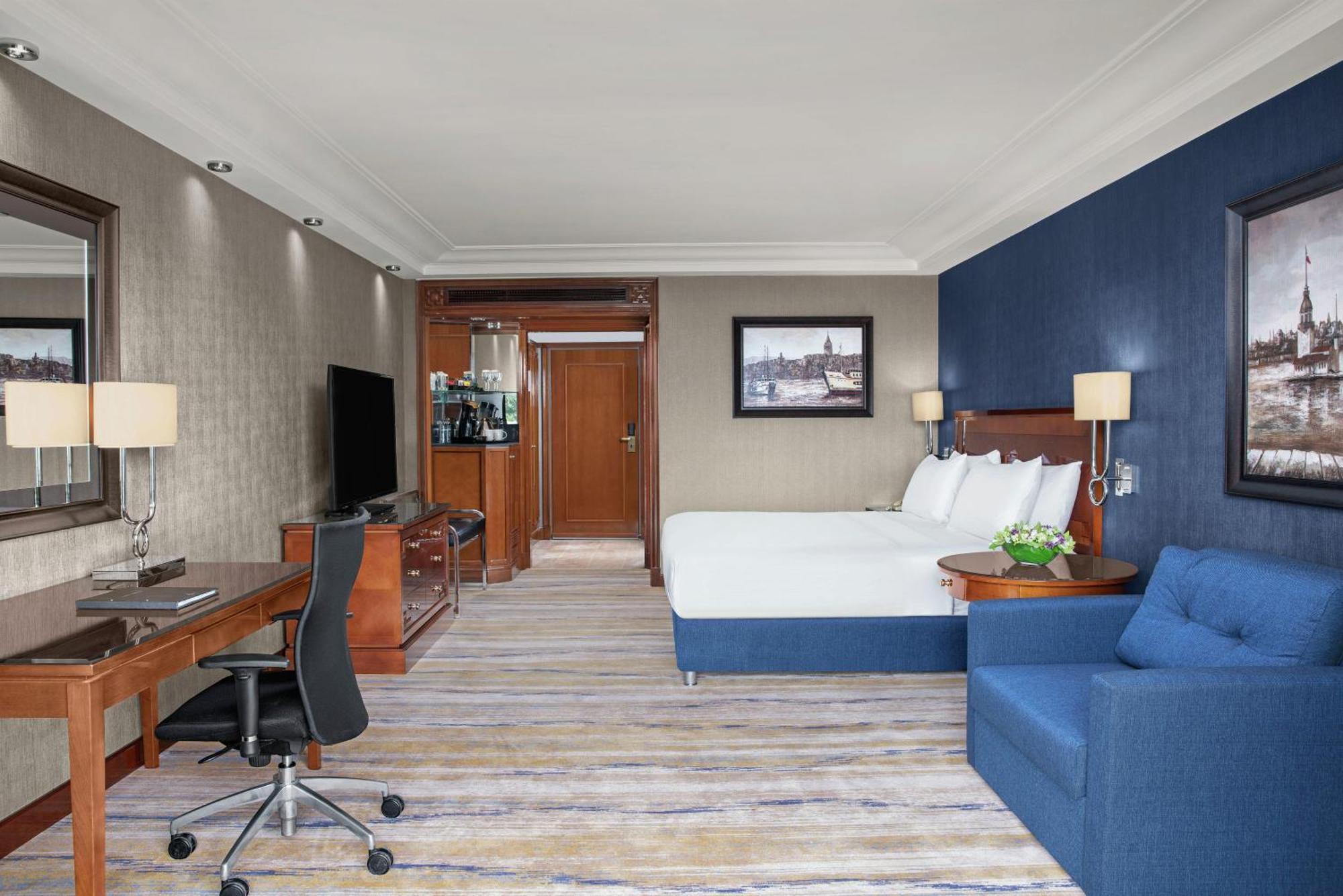 Familie Suite aan de Tuin met Balkon en Toegang tot de Executive Lounge