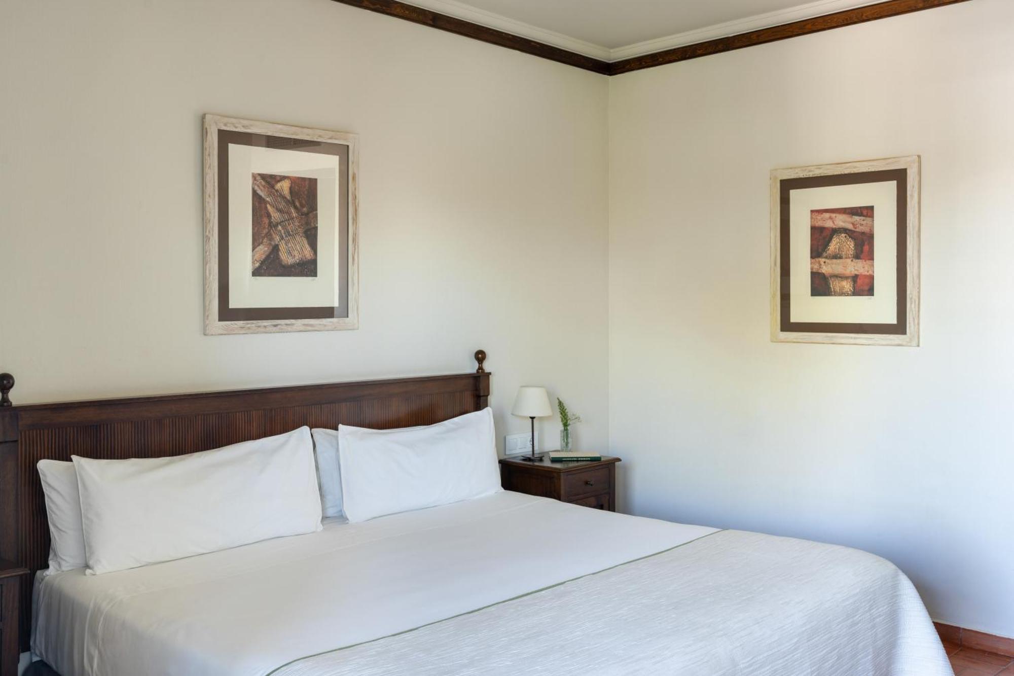 Double Room,1742620686:JPEG
