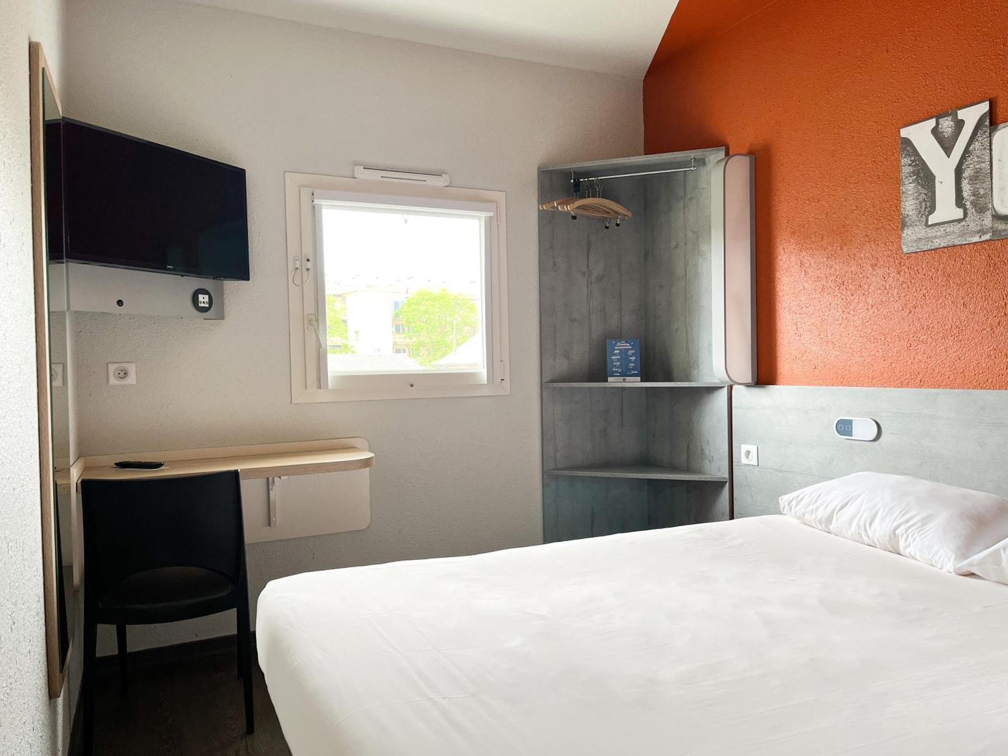 Double Room,1742694502:JPEG