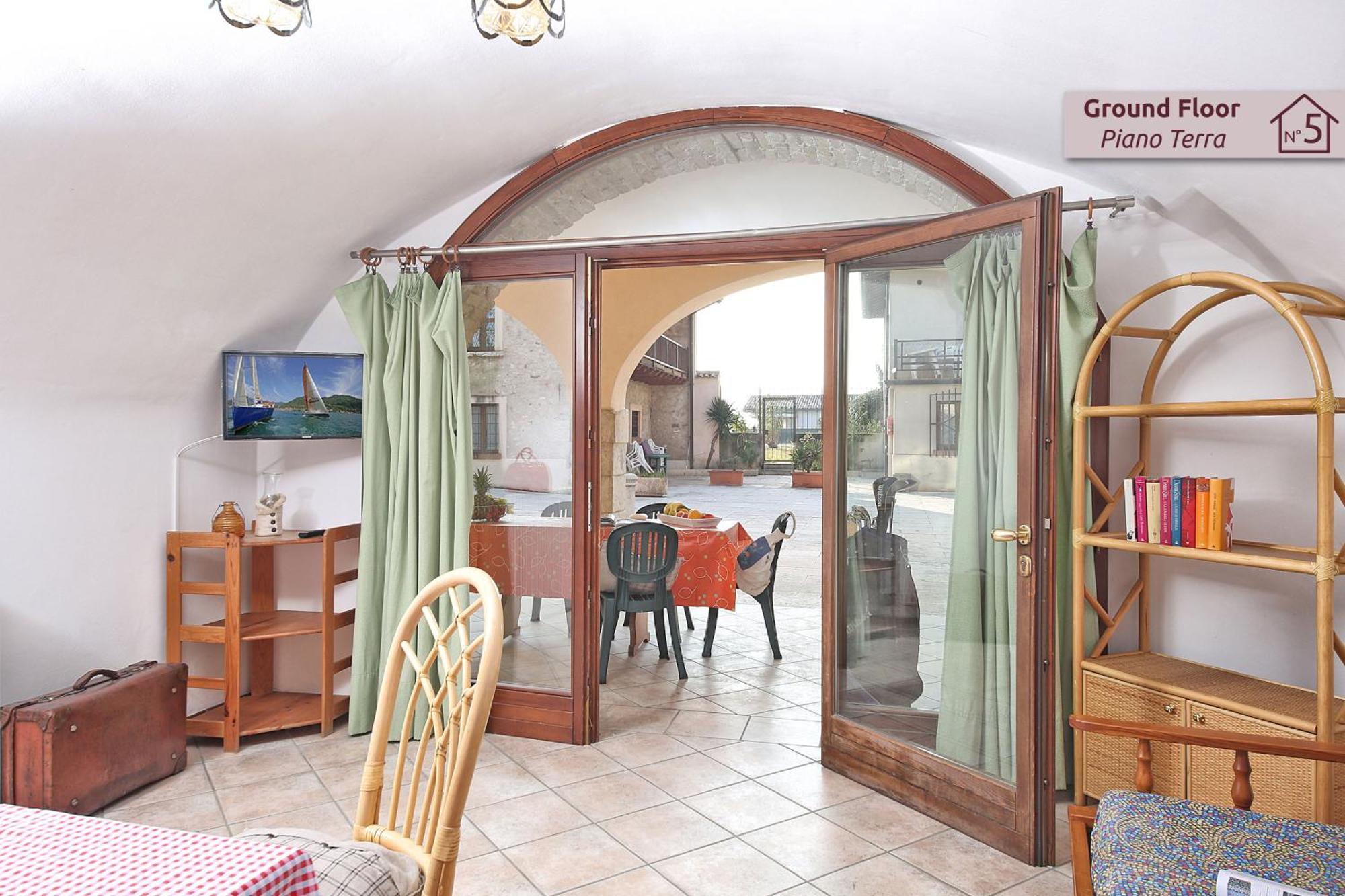 Appartamento con 3 Camere da Letto