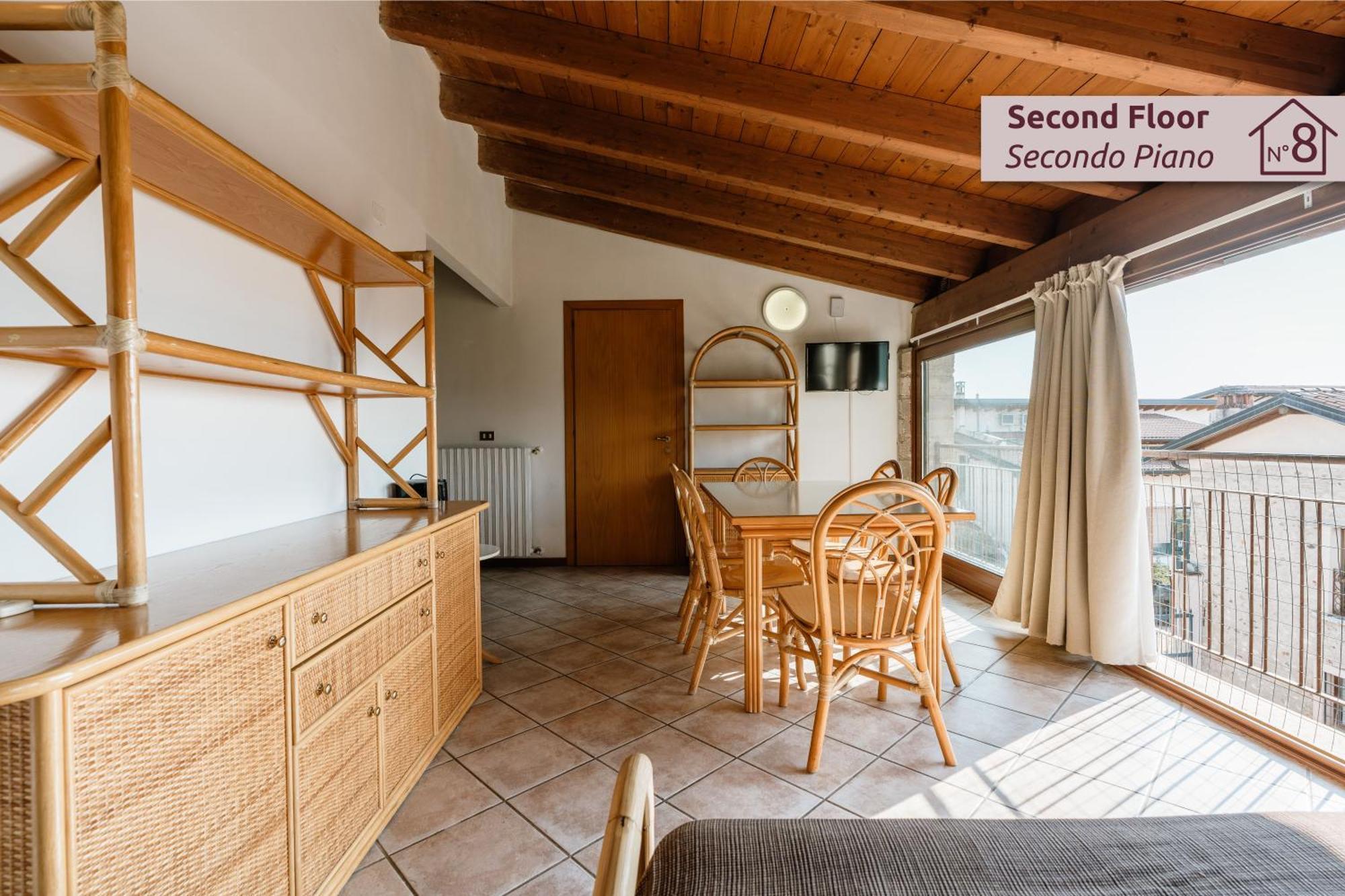 Appartamento con 3 Camere da Letto